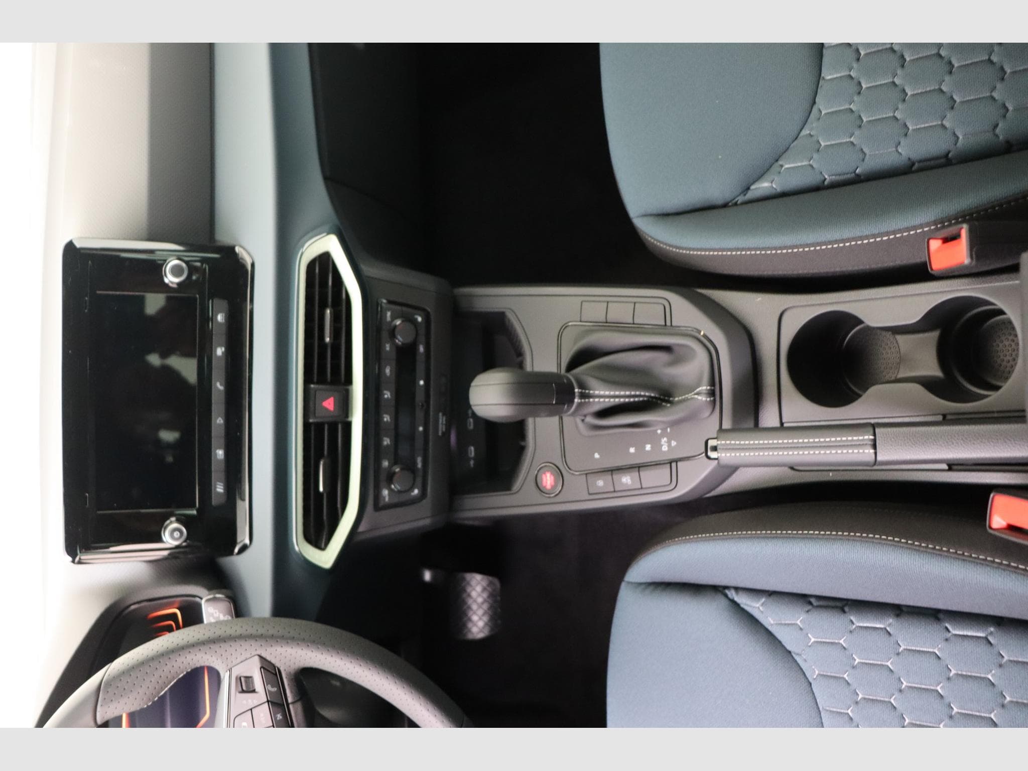 Seat Arona Play Plus (2026) - Photo 12