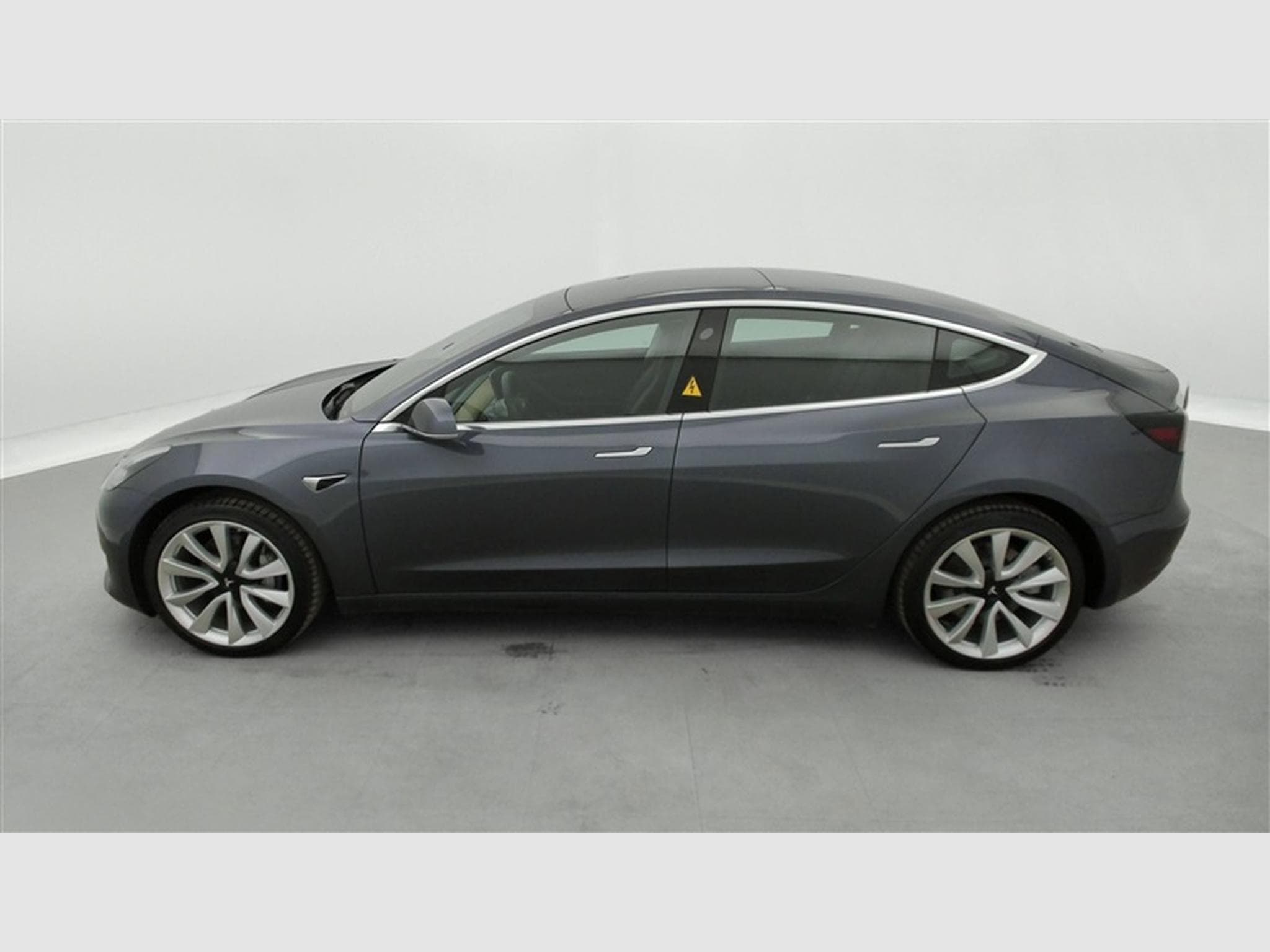Tesla Model 3 60 kWh Standard Plus CUIR / NAVI / PANO (2020) - Photo 3