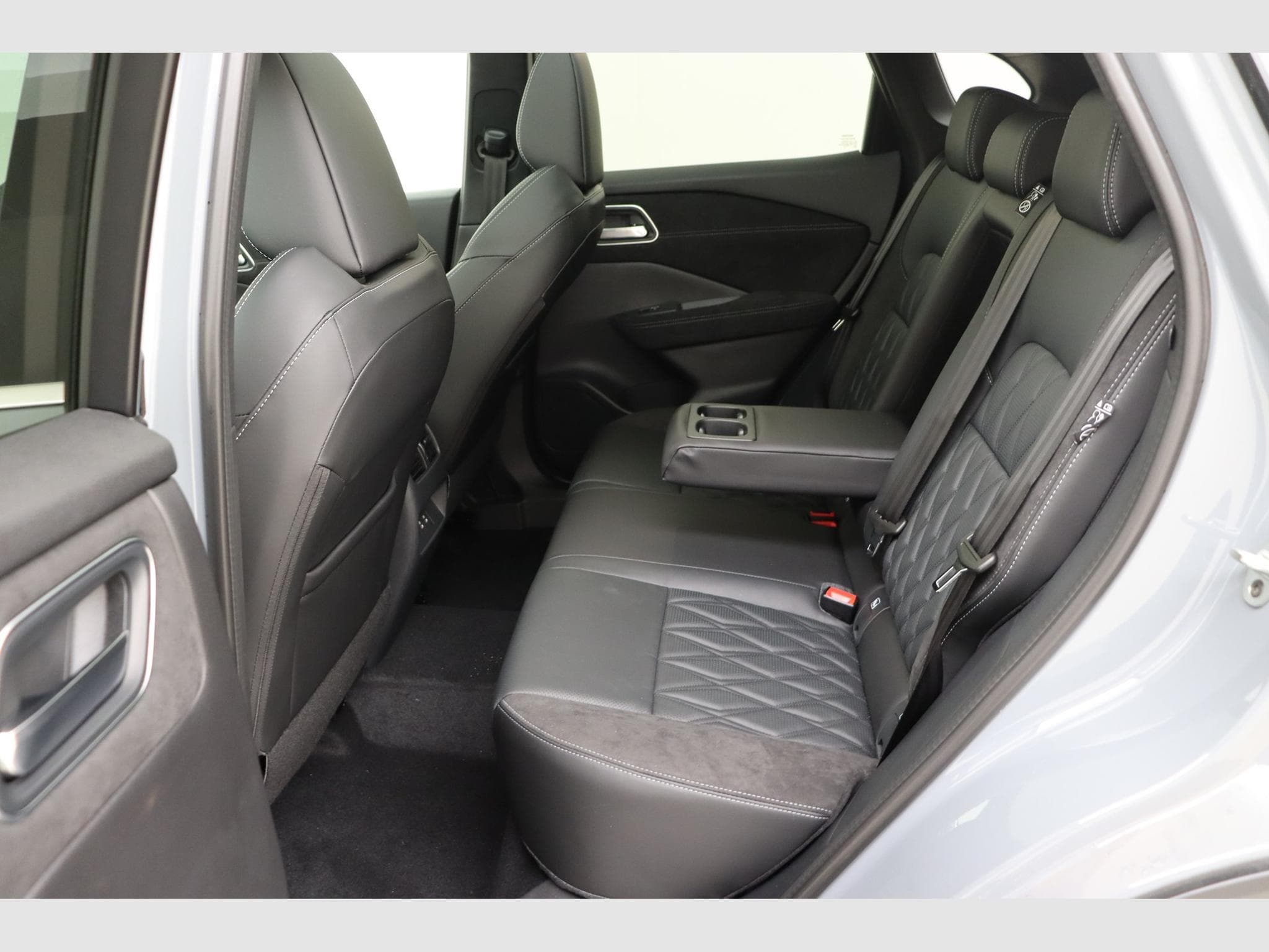 Nissan Qashqai Tekna Plus + 2 Tone (2026) - Photo 14