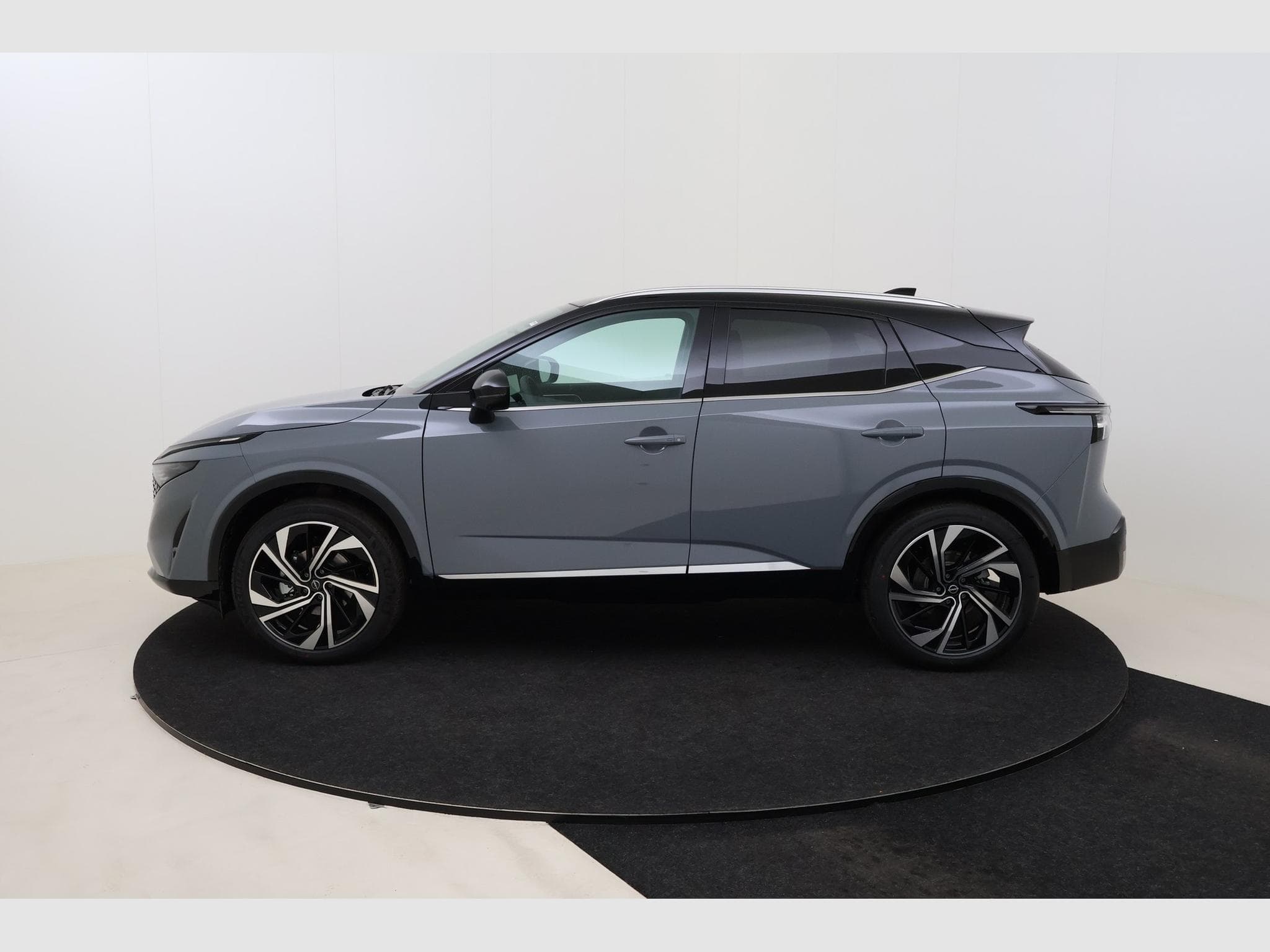 Nissan Qashqai Tekna Plus + 2 Tone (2026) - Photo 9