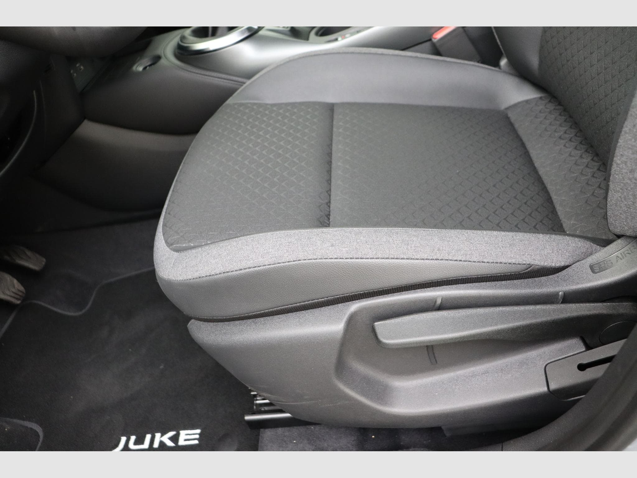 Nissan Juke N-Connecta / Cold Pack / 2Tone / (MY25) (2026) - Photo 14