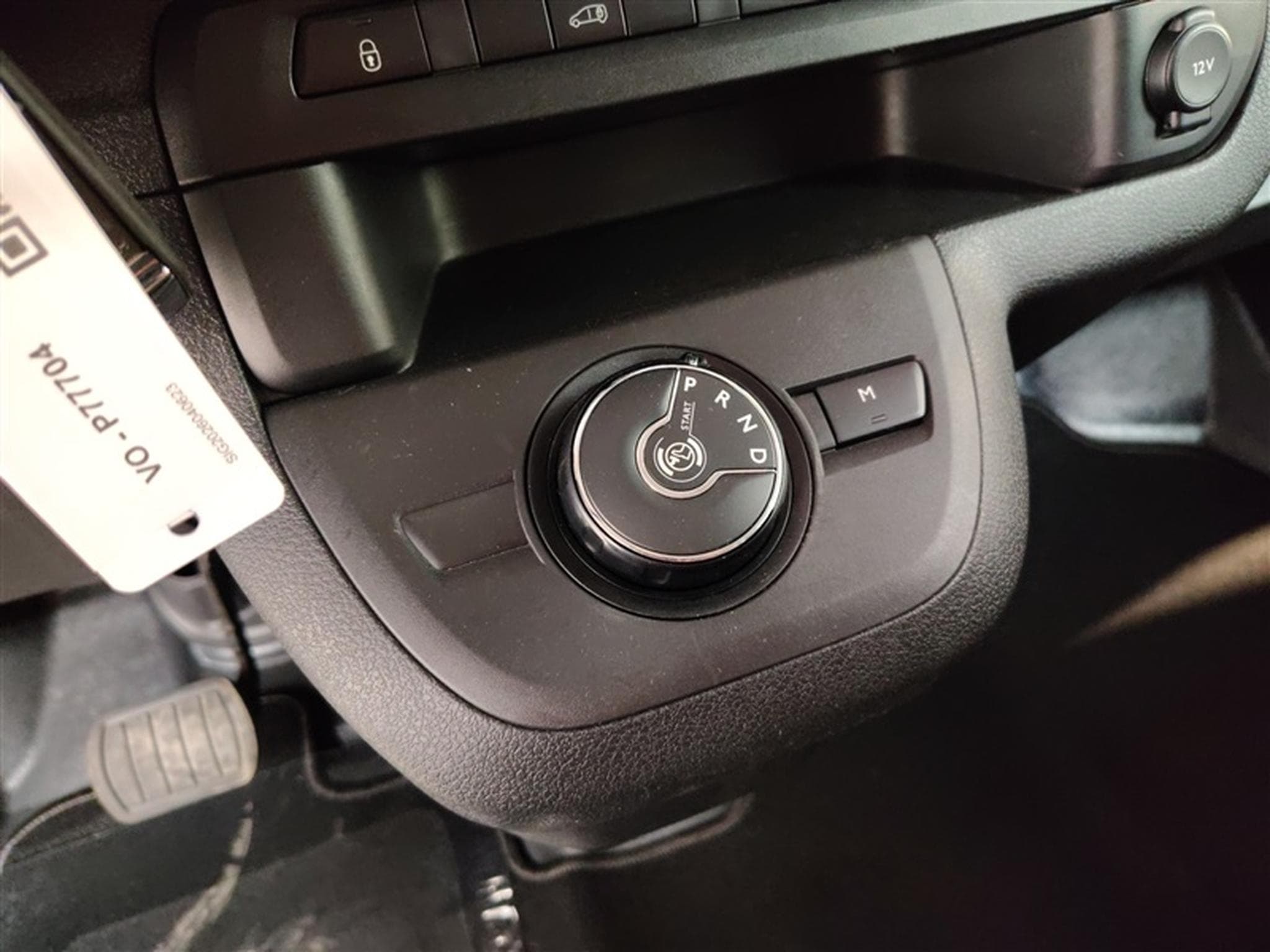 Peugeot Expert 2.0 BlueHDi EAT8 L2 NAVI CLIM / TEL / PDC AV-AR (2023) - Photo 11