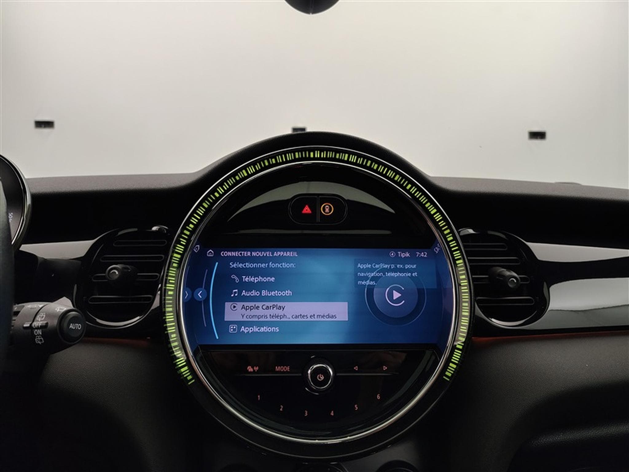 MINI Cooper NAVI / FULL LED / CUIR SPORT (2023) - Photo 21