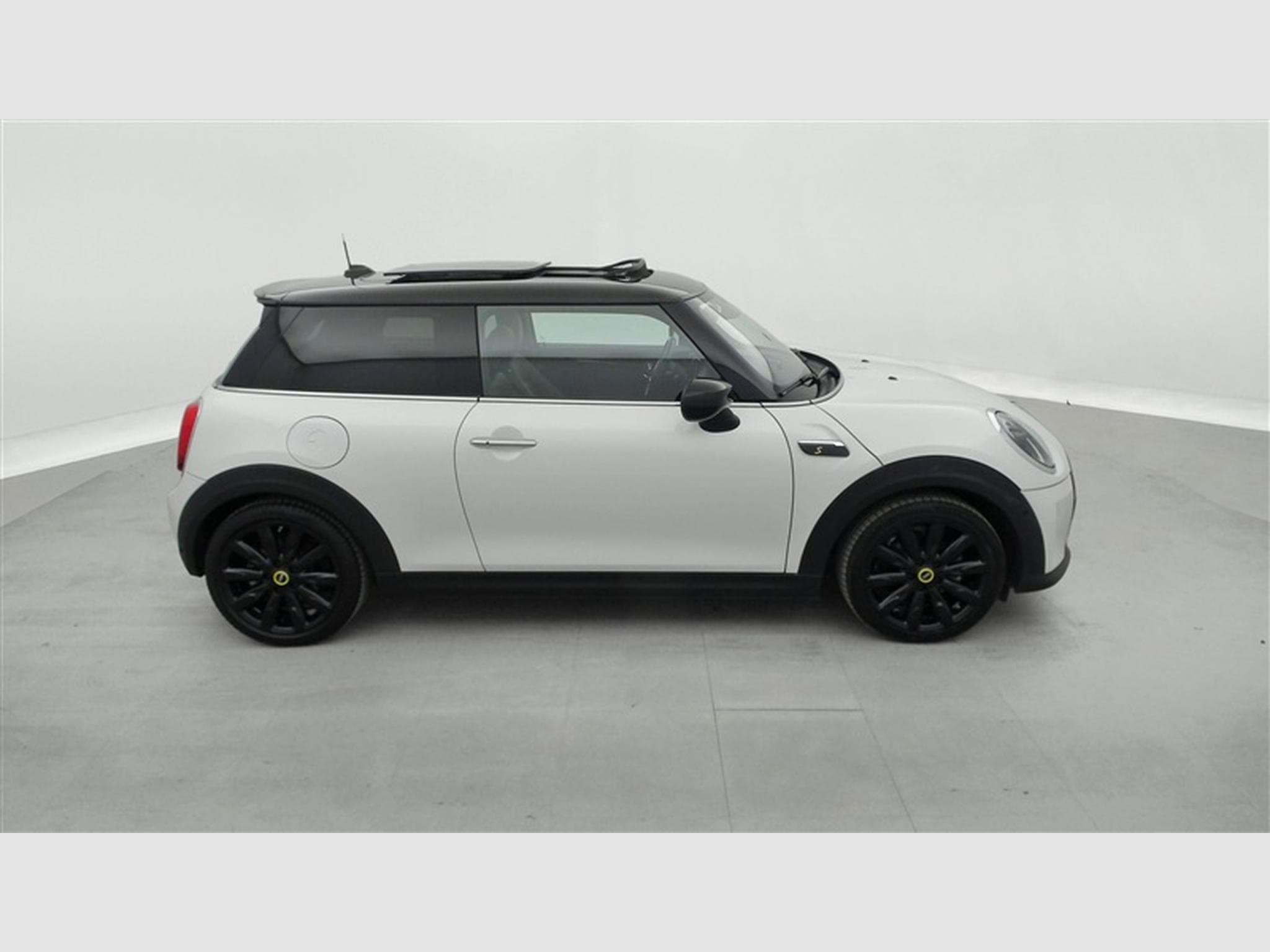 MINI Cooper NAVI / FULL LED / CUIR SPORT (2023) - Photo 25