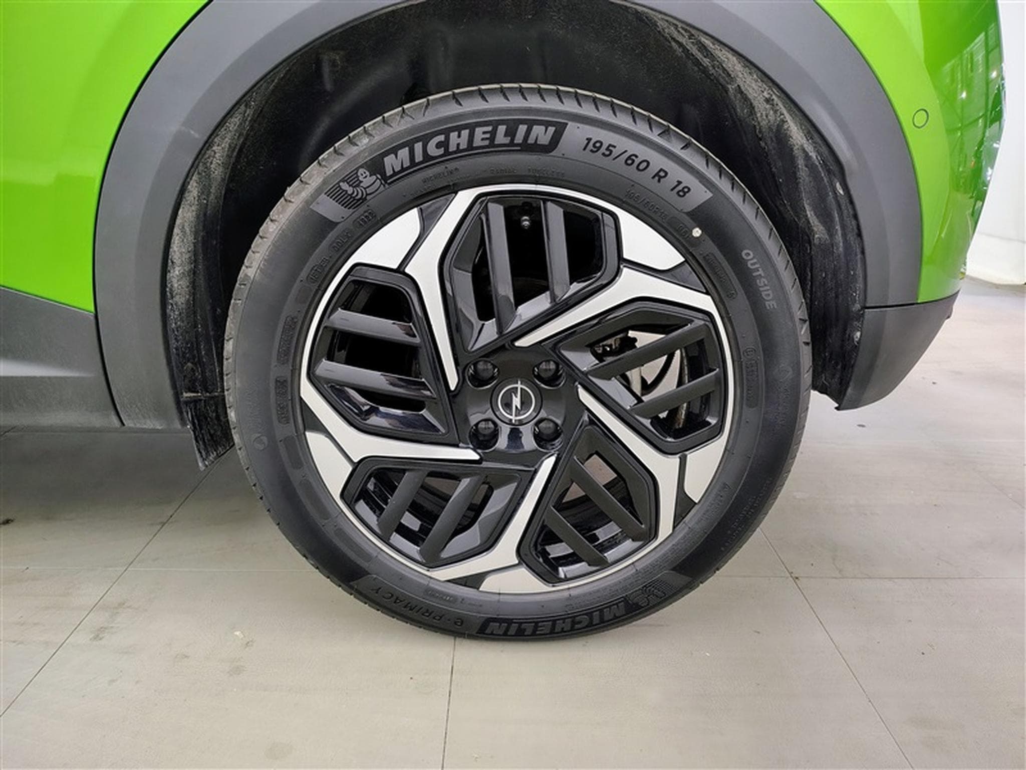 Opel Mokka e-Mokka Elegance NAVI / FULL LED / CUIR PARTIEL / CAMERA (2023) - Photo 6