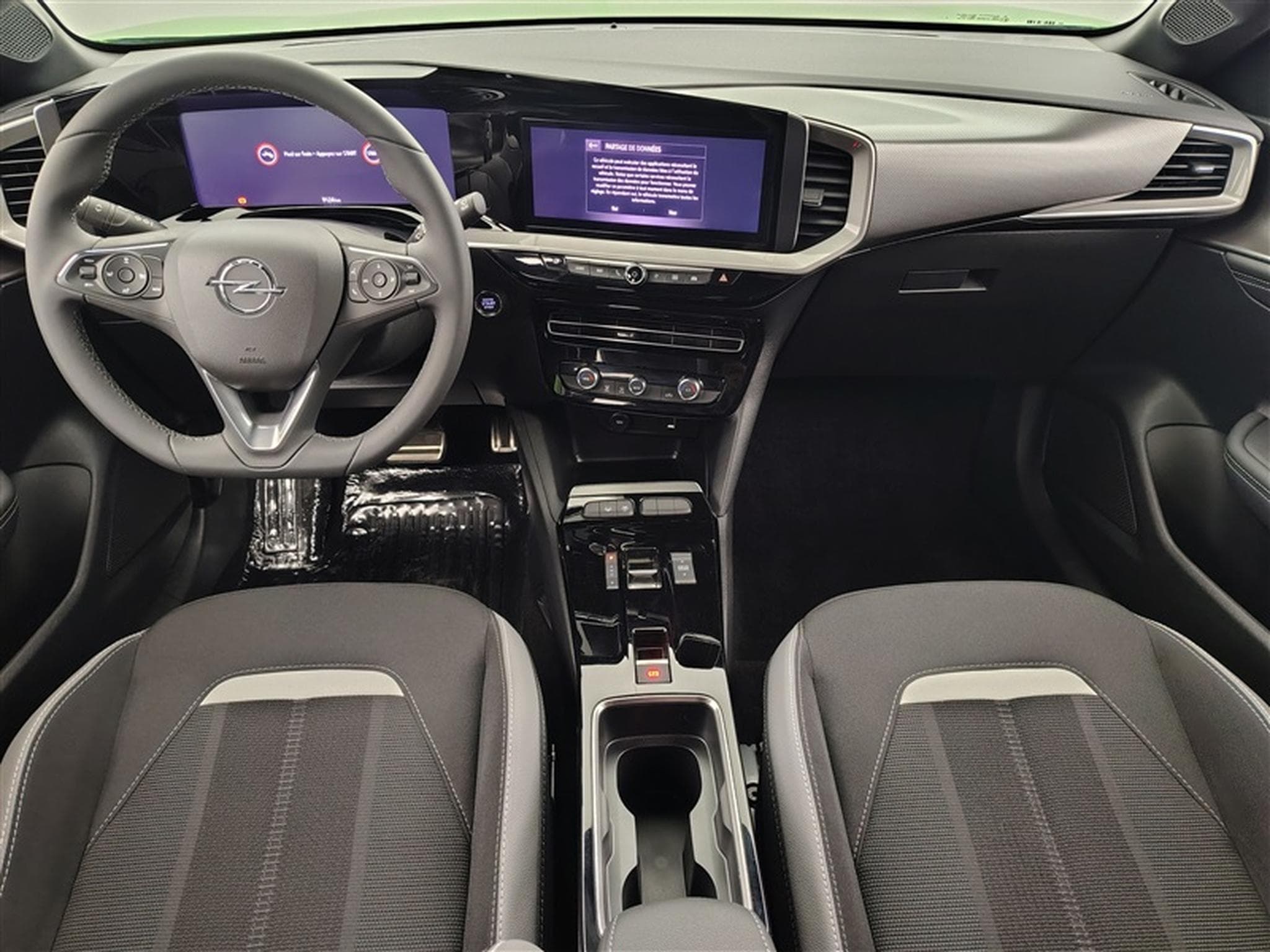 Opel Mokka e-Mokka Elegance NAVI / FULL LED / CUIR PARTIEL / CAMERA (2023) - Photo 8