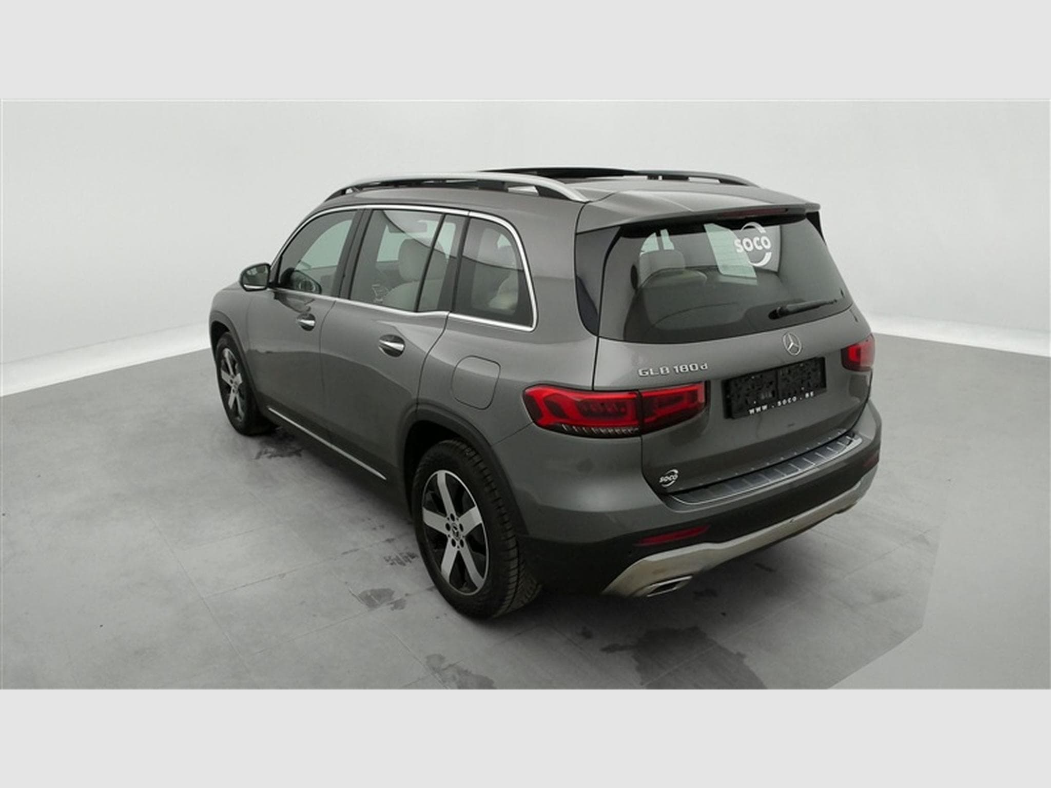 Mercedes GLB 180 d AUTOM. Luxury NAVI / CUIR SPORT / FULL LED (2022) - Photo 2