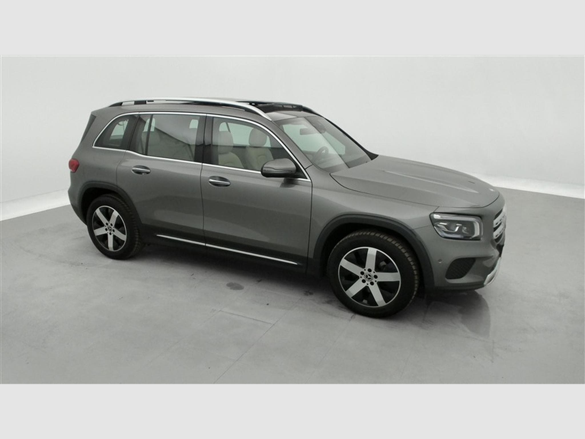 Mercedes GLB 180 d AUTOM. Luxury NAVI / CUIR SPORT / FULL LED (2022) - Photo 24