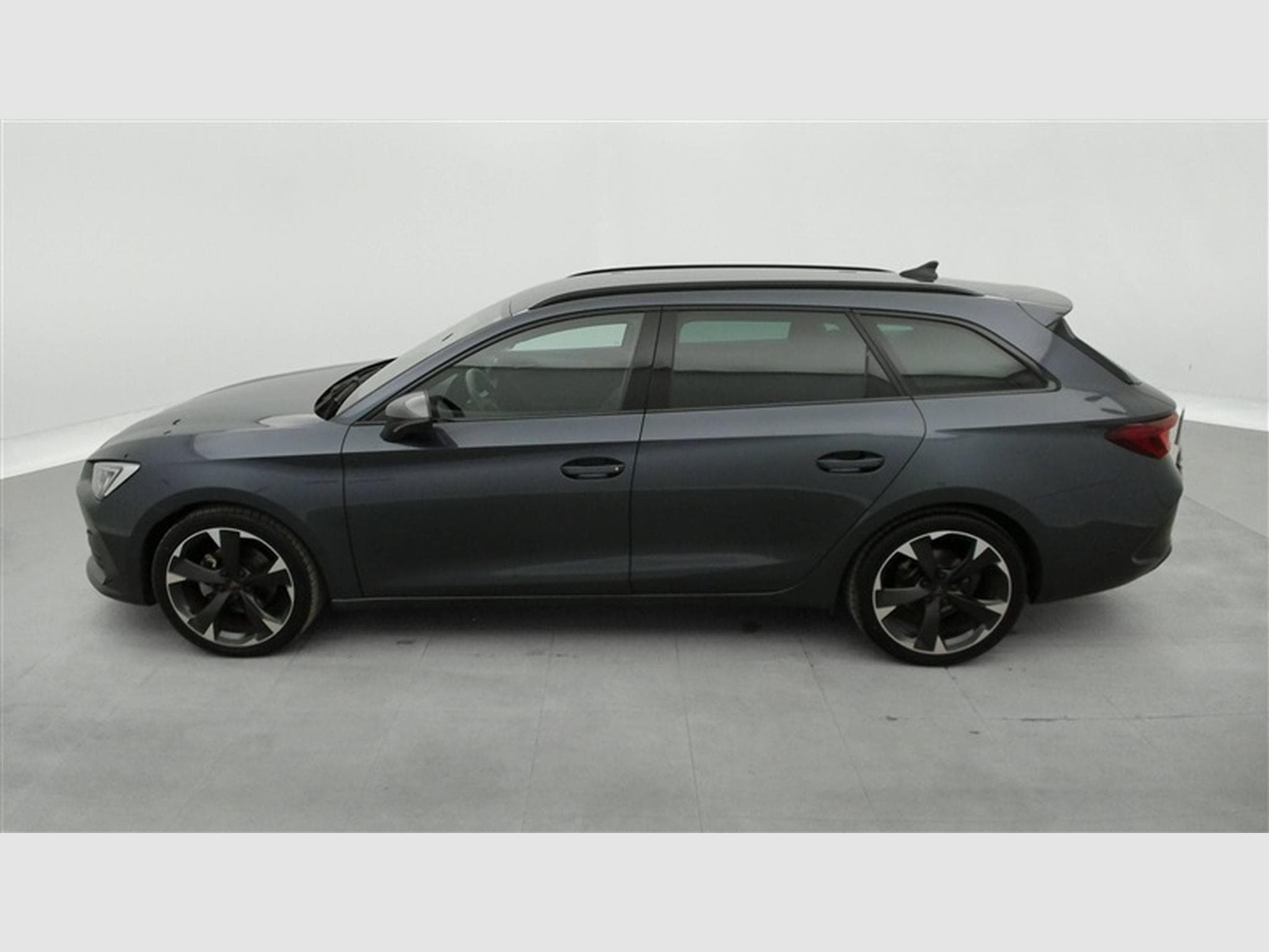 Cupra Leon 1.5 eTSI 150cv DSG  S-CUIR / NAVI / FULL LED / CARPLAY (2024) - Photo 3