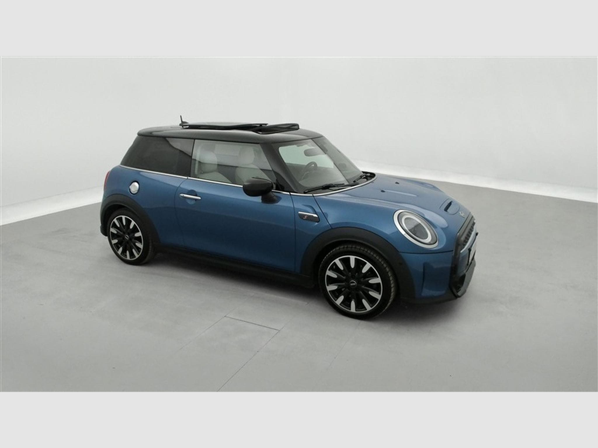 MINI Cooper 2.0i Cooper S (2022) - Photo 24