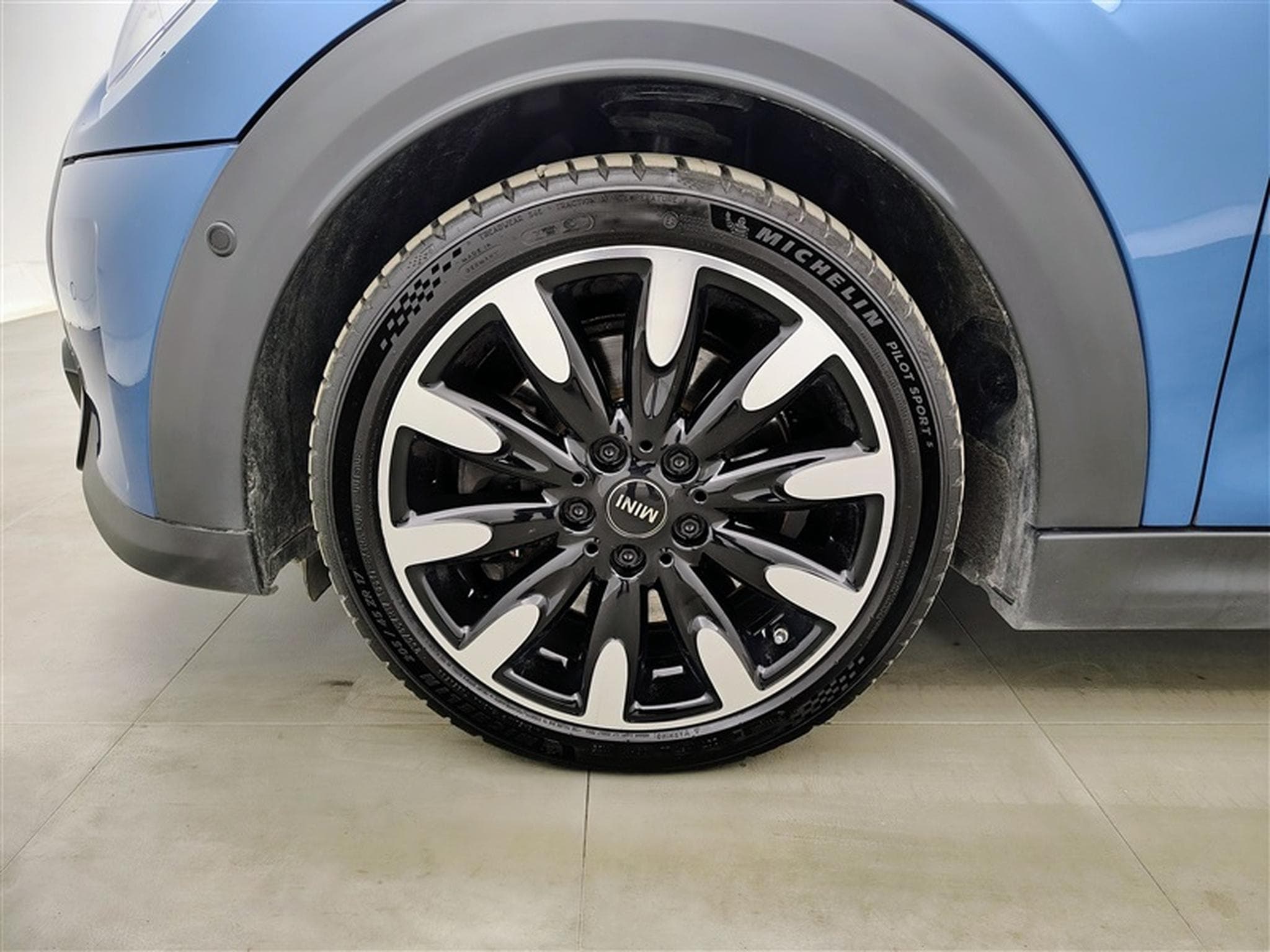 MINI Cooper 2.0i Cooper S (2022) - Photo 6