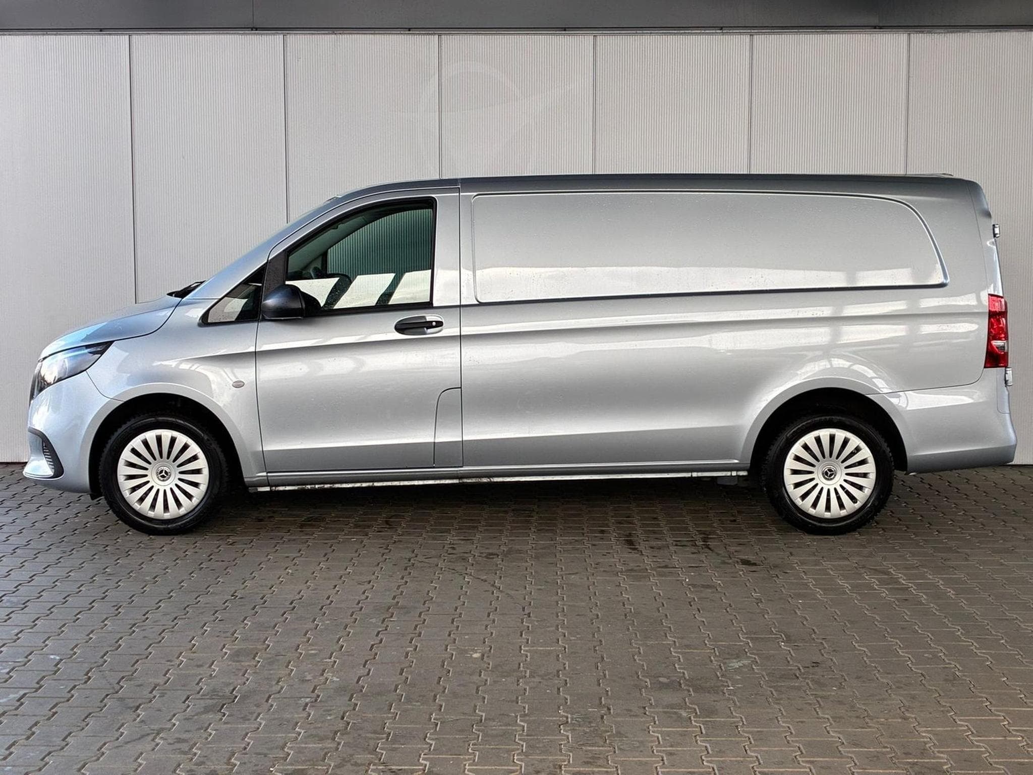 Mercedes Vito Extra Lang L3 (2024) - Photo 2