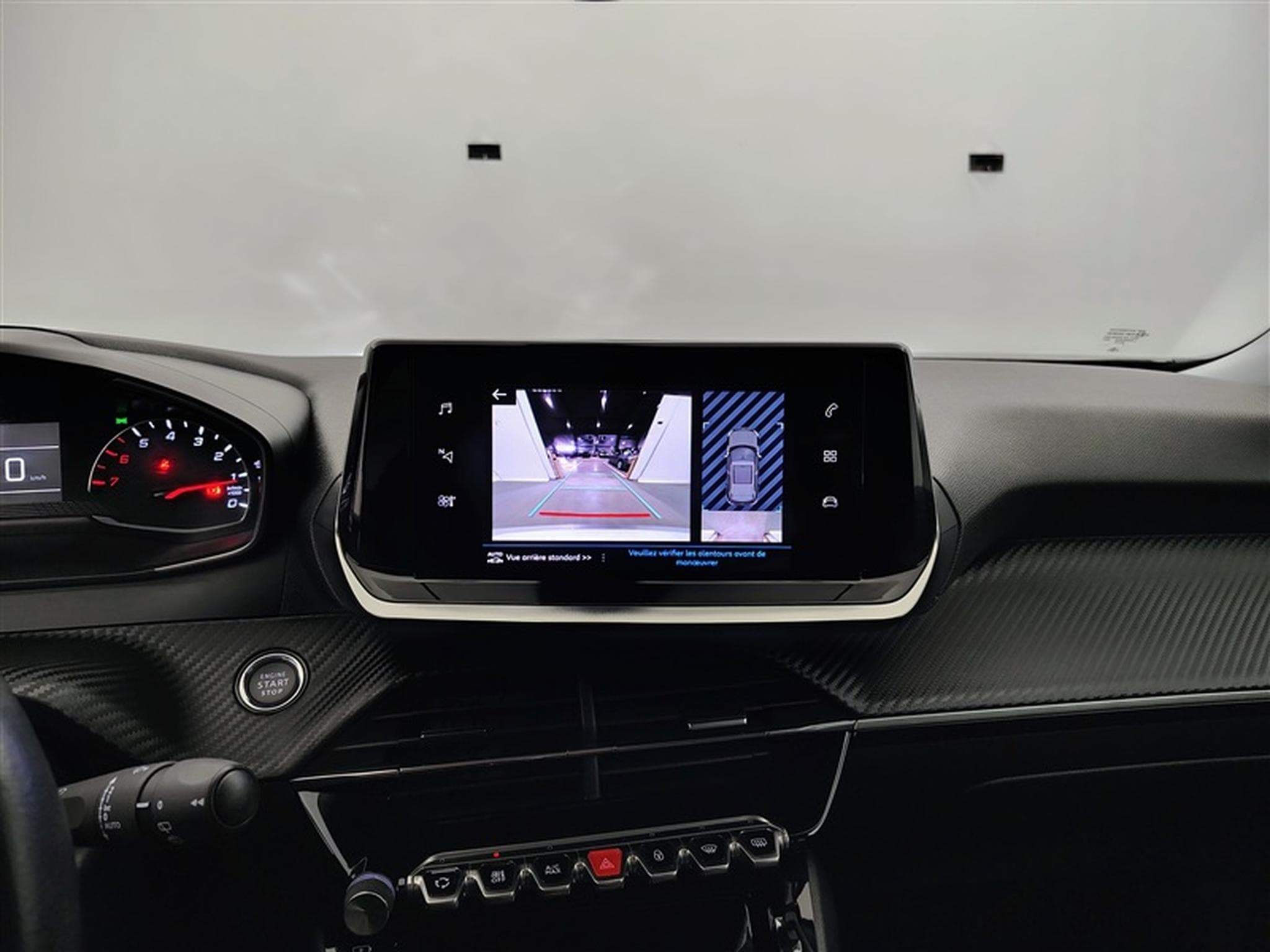 Peugeot 2008 1.5 BlueHDi Active **CAM/NAVI/CARPLAY** (2021) - Photo 18