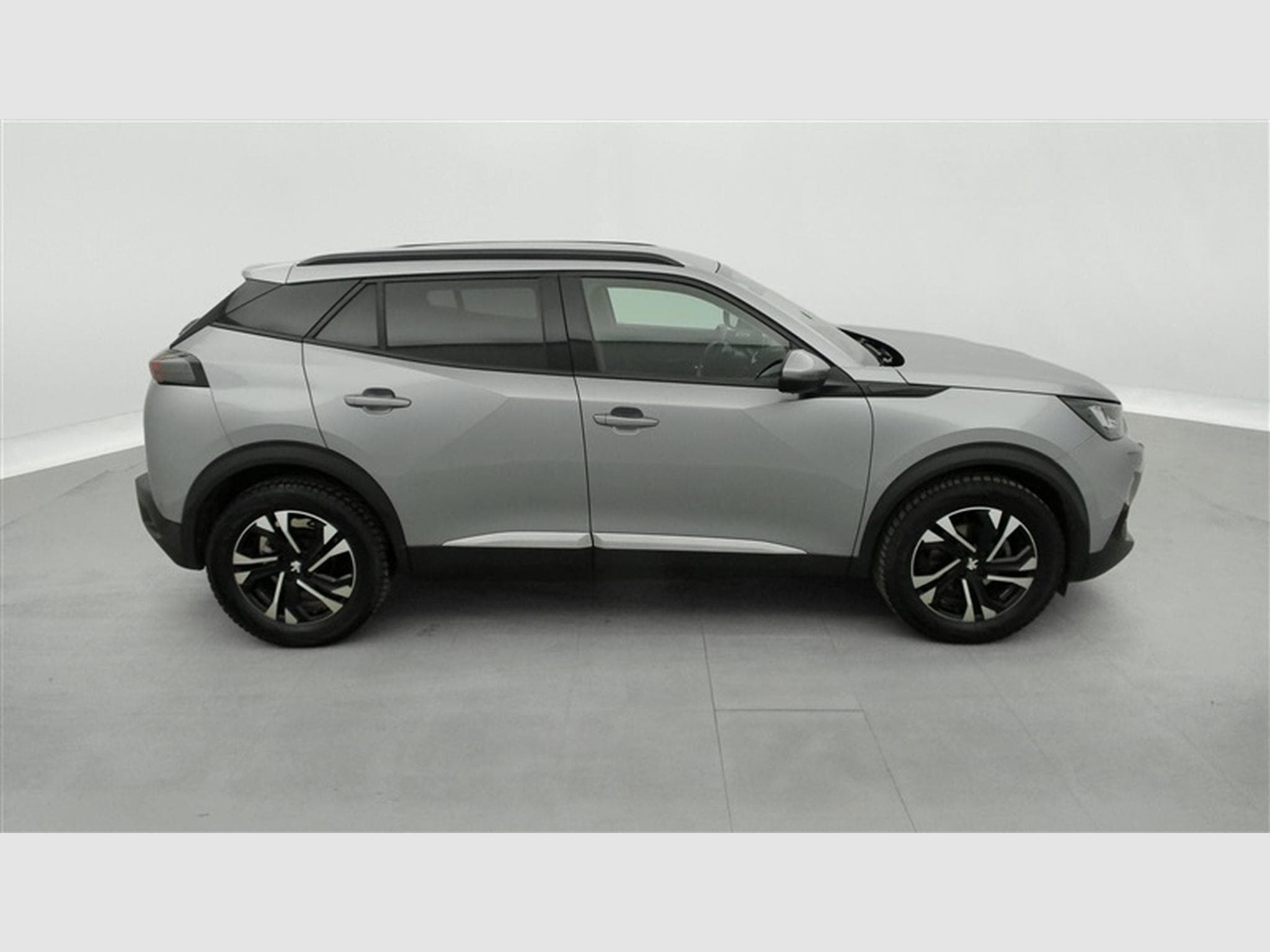 Peugeot 2008 1.5 BlueHDi Active **CAM/NAVI/CARPLAY** (2021) - Photo 24