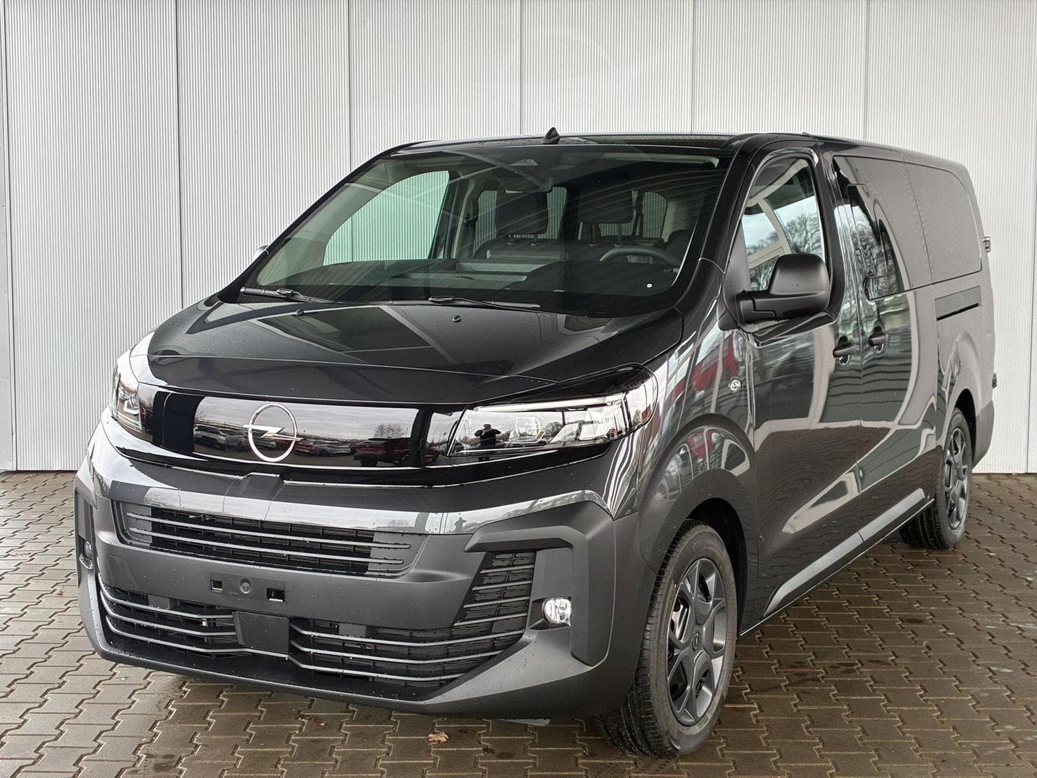 Opel Vivaro Kombi XL (2025) - Photo 1