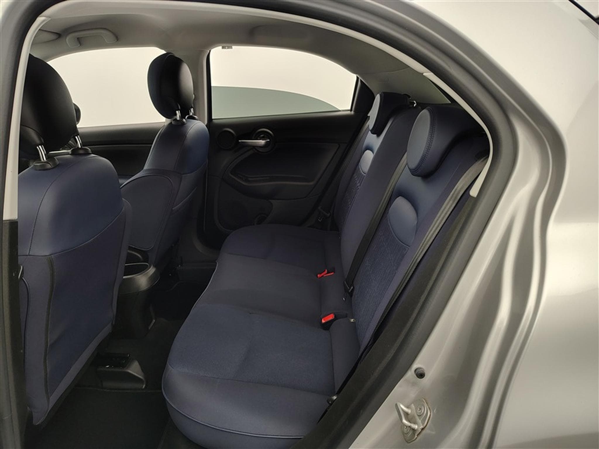 Fiat 500X 1.0 FireFly 120 NAVI / CLIM / TEL (2023) - Photo 13