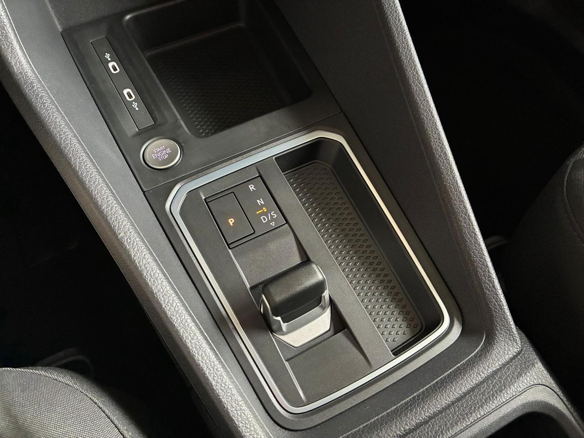 Ford Tourneo Titanium L2 (2026) - Photo 17