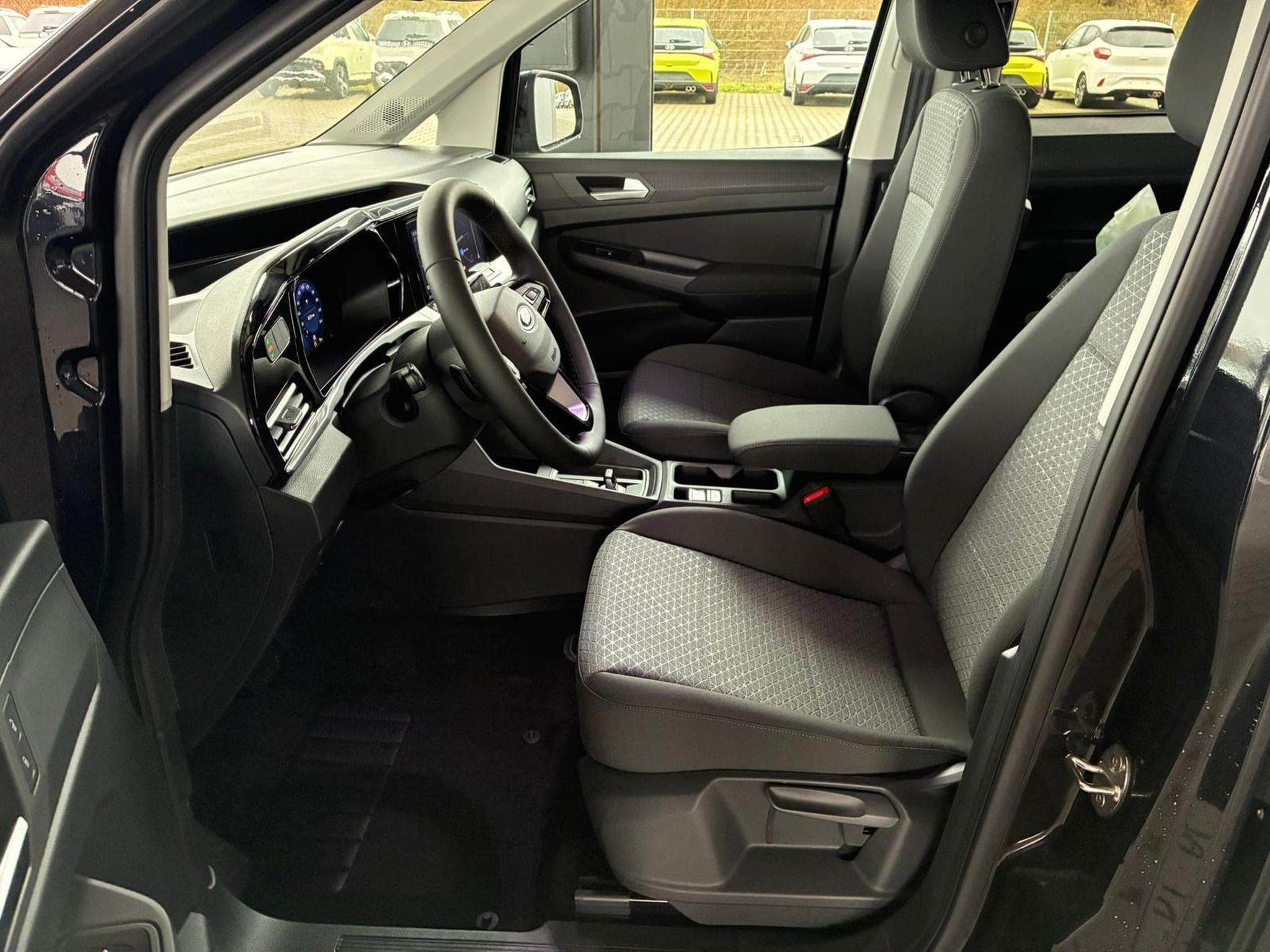 Ford Tourneo Titanium L2 (2026) - Photo 5