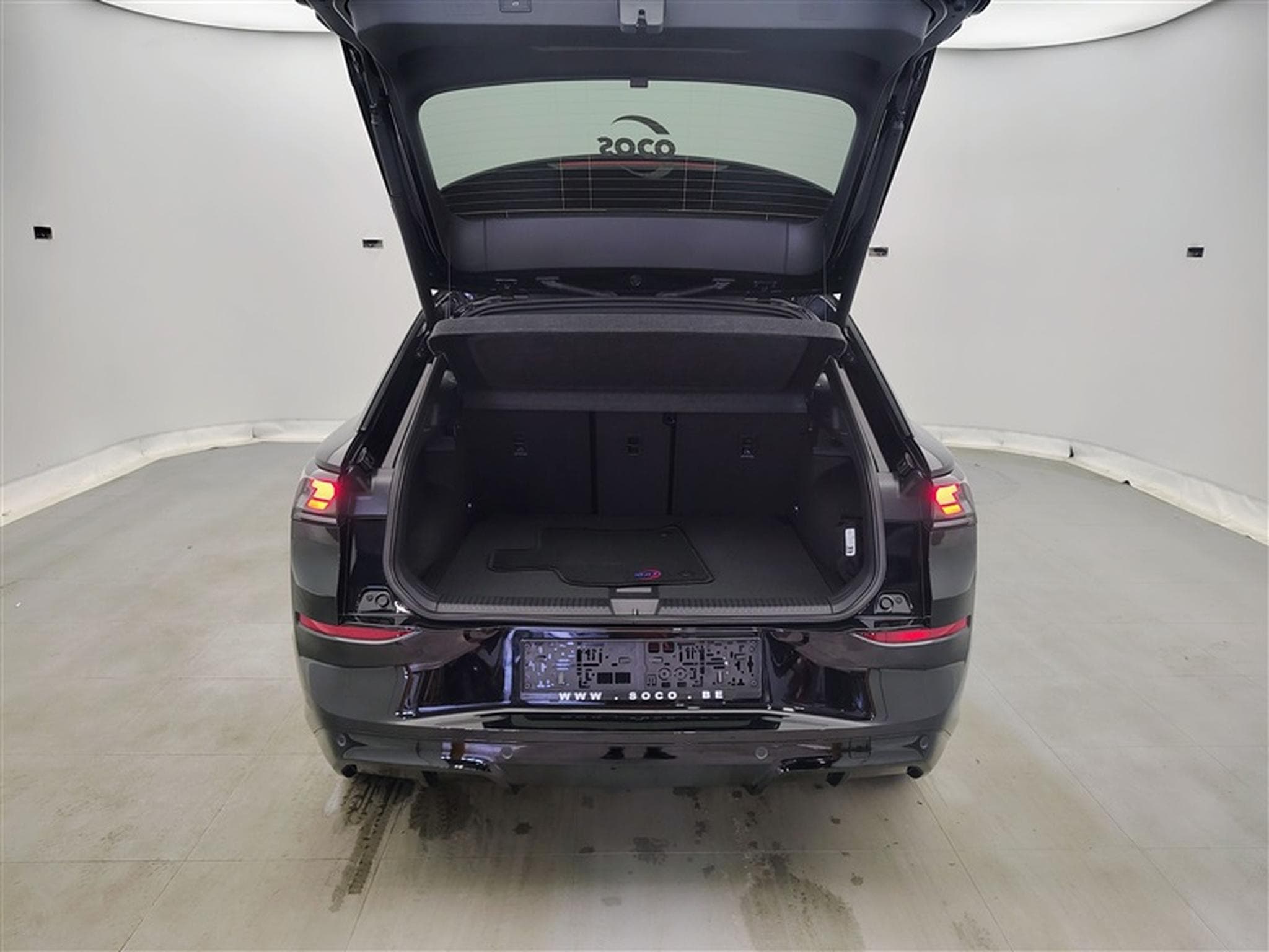 VW T-Roc 1.5 TSI 150cv DSG R-Line CARPLAY / FULL LED / PANO / CAMERA (2026) - Photo 14