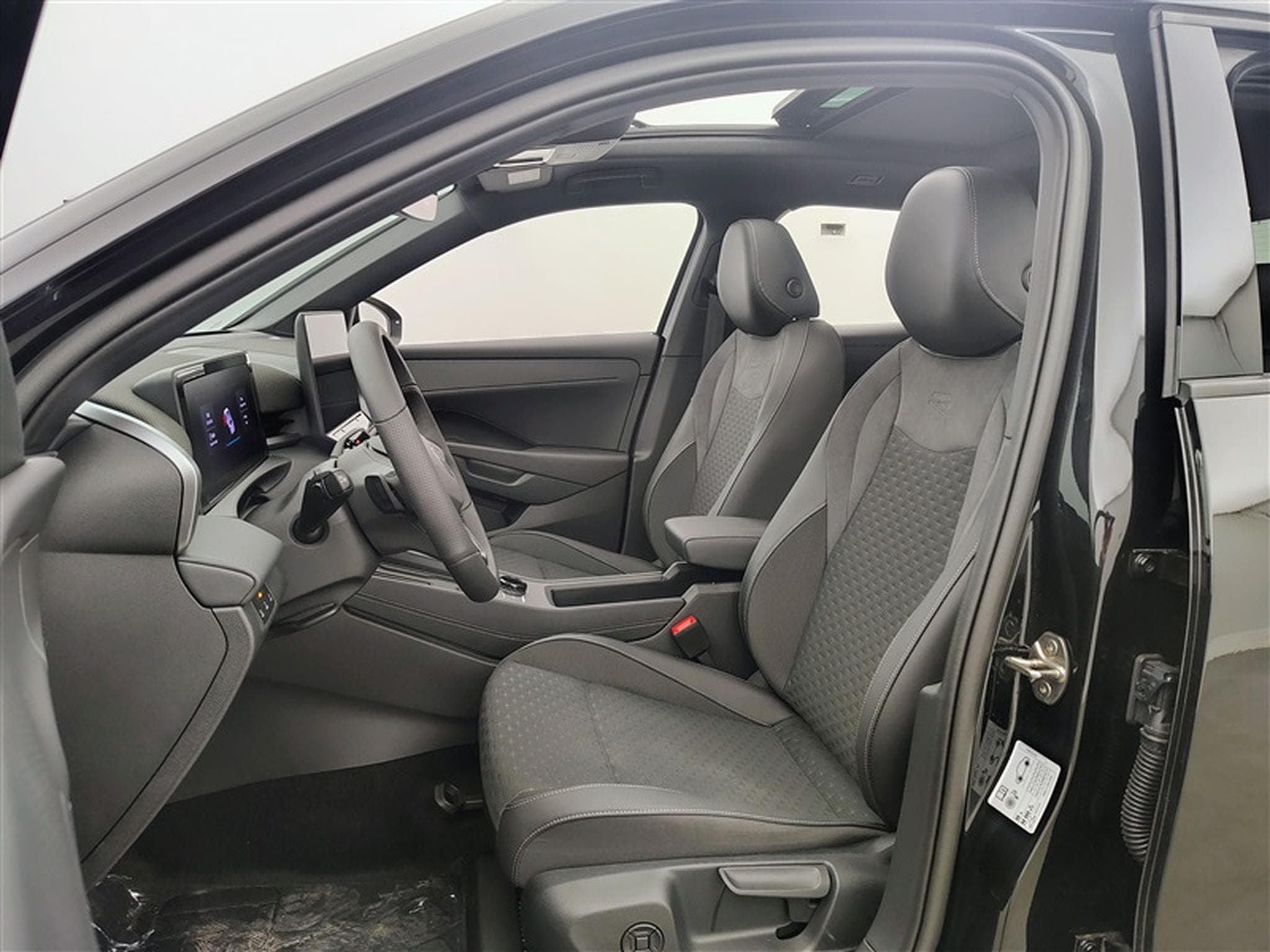 VW T-Roc 1.5 TSI 150cv DSG R-Line CARPLAY / FULL LED / PANO / CAMERA (2026) - Photo 7