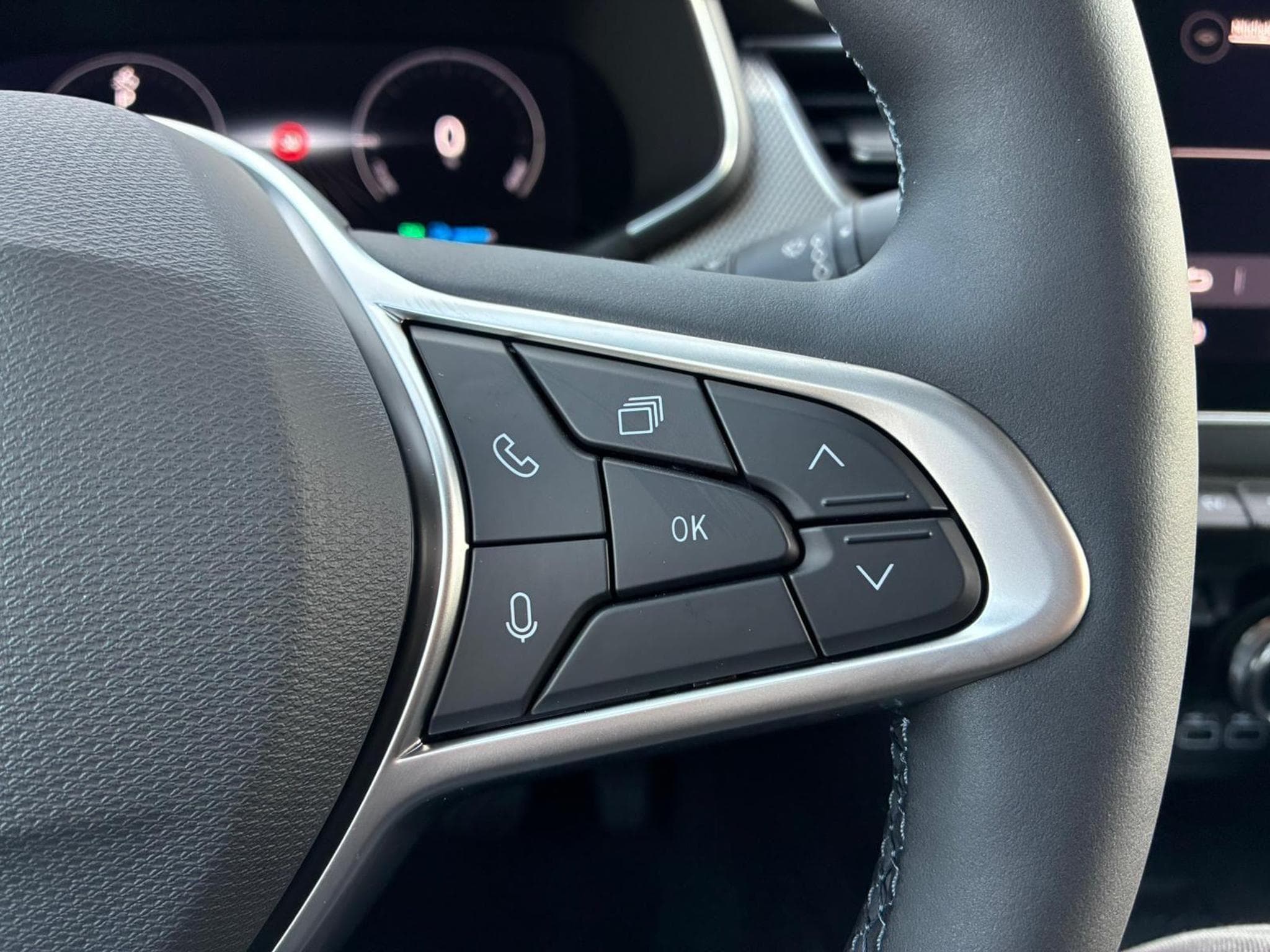 Renault Arkana Techno (2025) - Photo 18