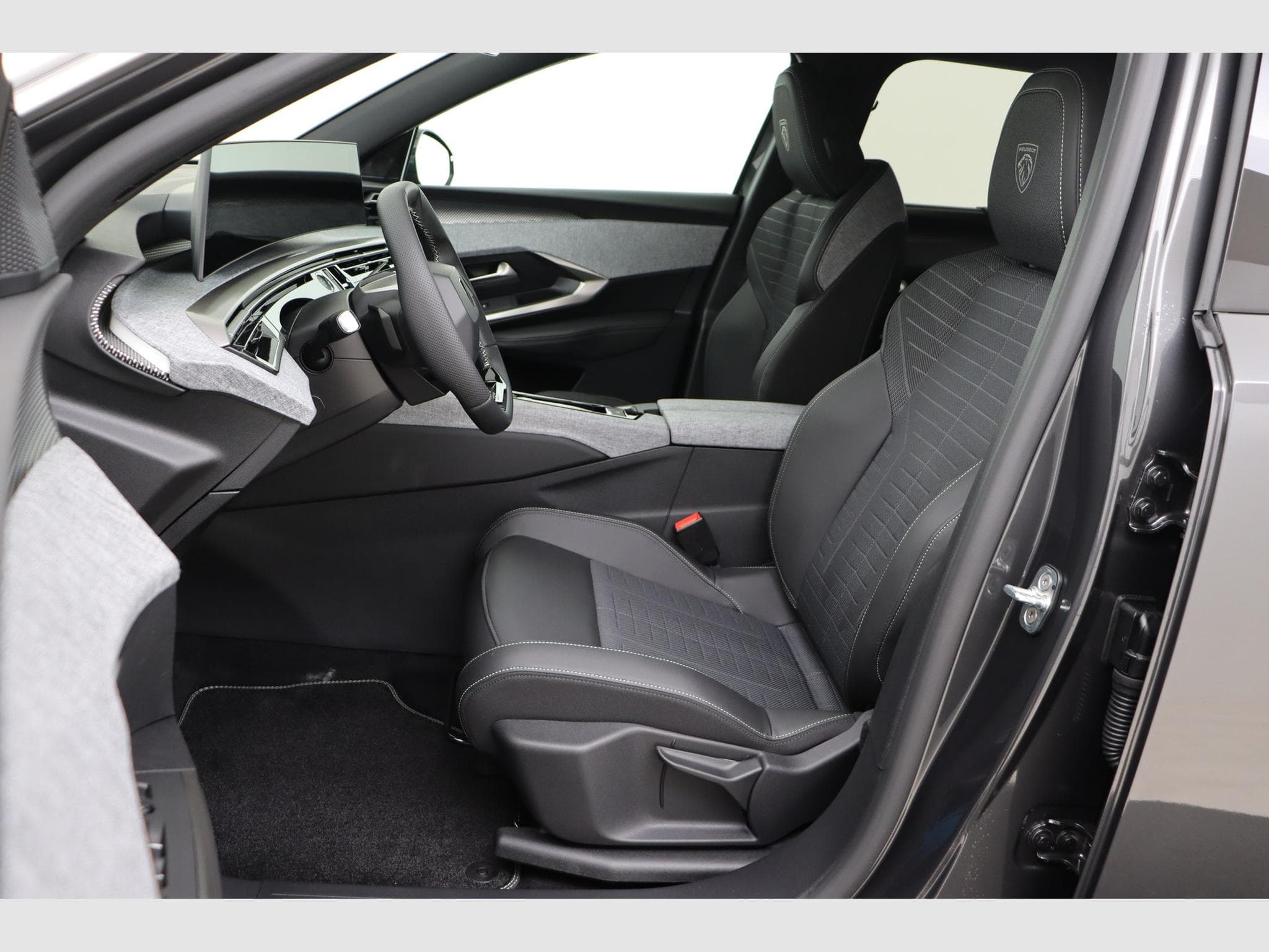 Peugeot 5008 GT (2026) - Photo 12