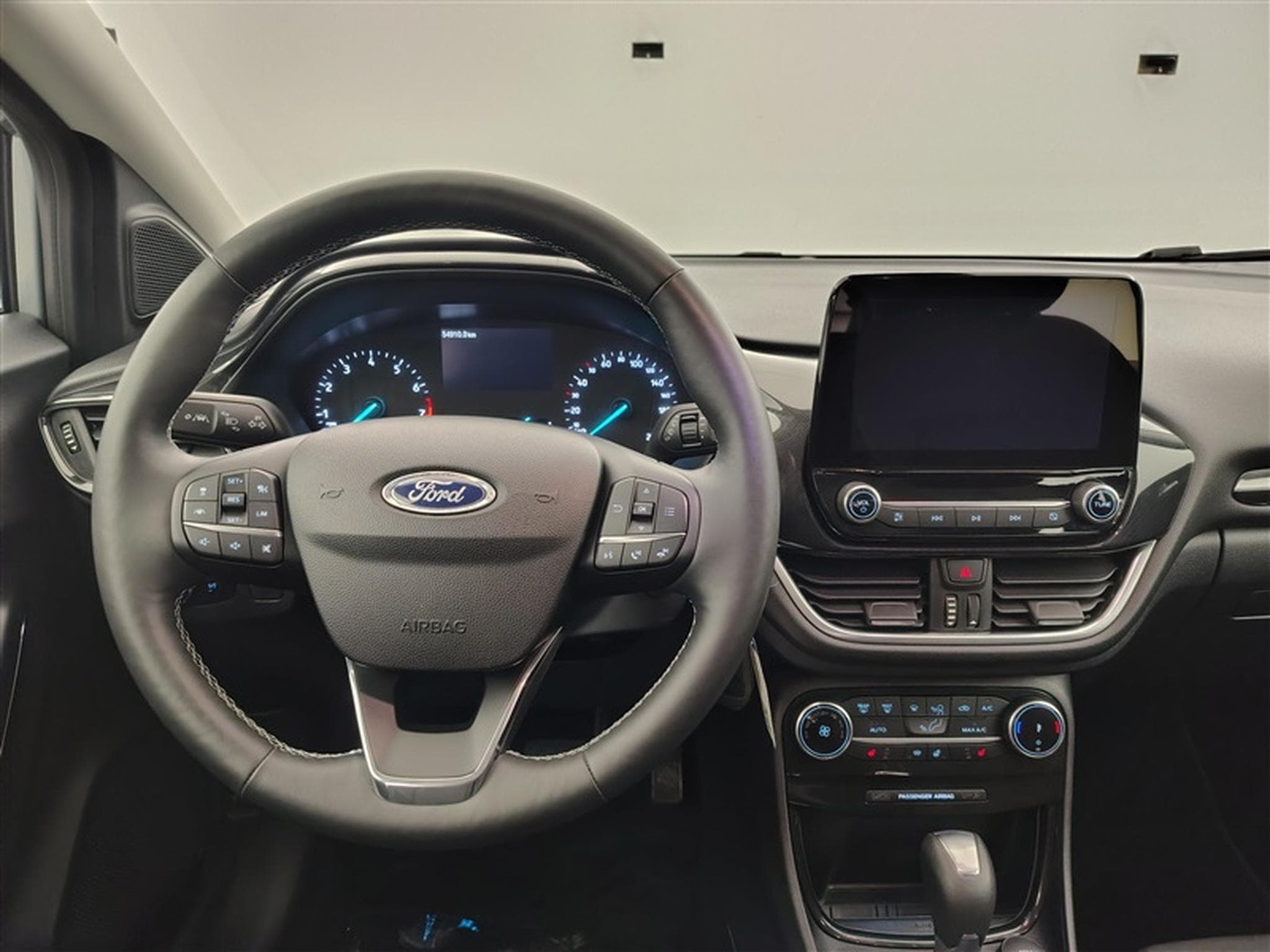 Ford Puma 1.0 EcoBoost AUT. MHEV Titanium NAVI / CARPLAY (2023) - Photo 9