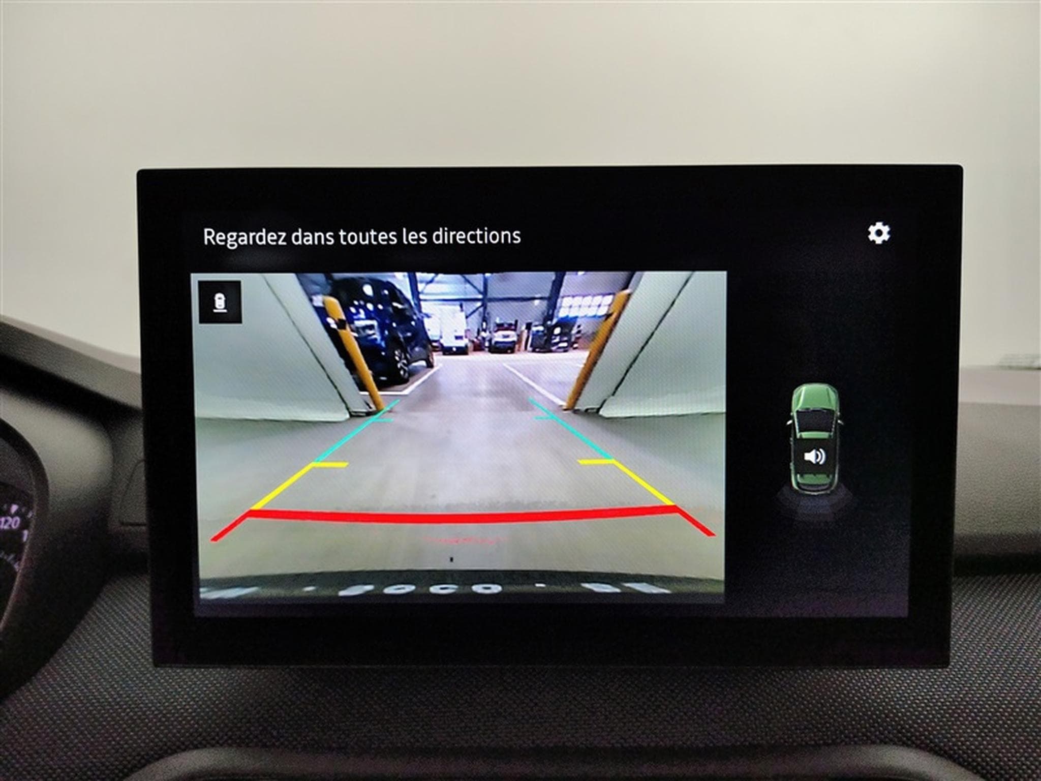 Dacia Sandero 1.0 TCe 110cv Stepway CARPLAY / FULL LED / CAMERA (2026) - Photo 18