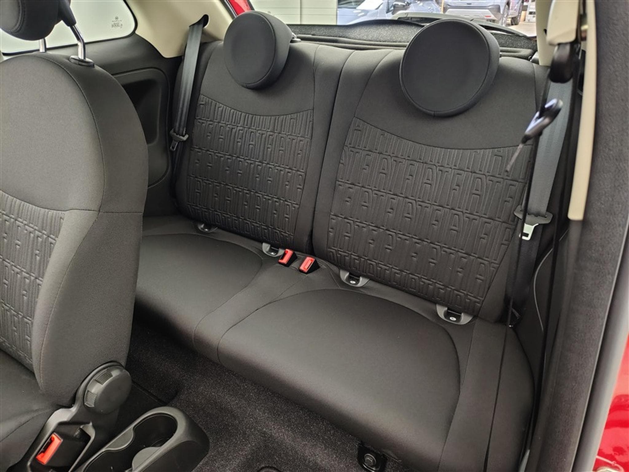 Fiat 500 1.0i MHEV Dolcevita (2024) - Photo 12