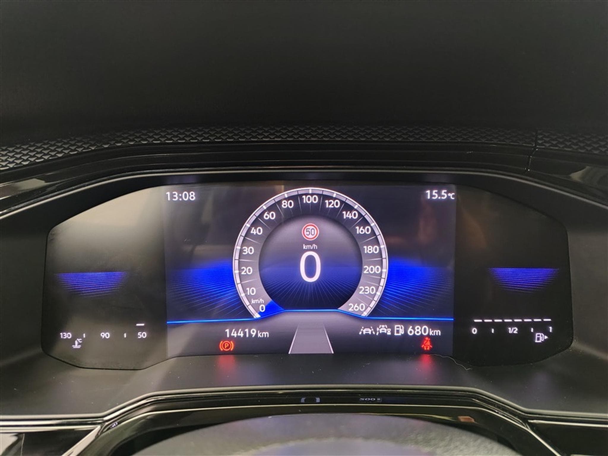 VW Taigo 1.0 TSI 95cv Style CARPLAY / FULL LED / CAMERA / JA 17" (2025) - Photo 10