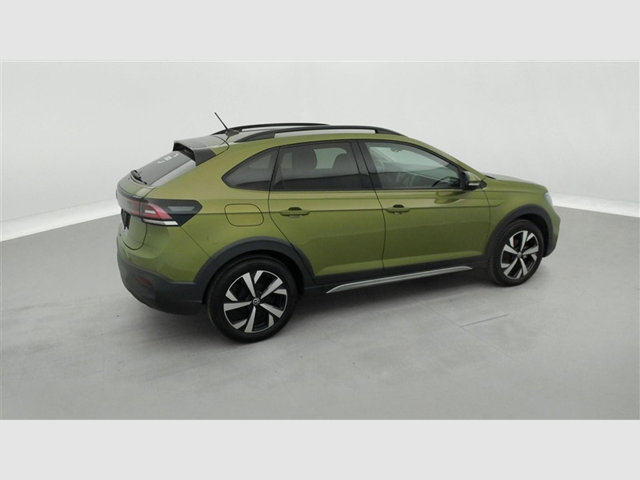 VW Taigo 1.0 TSI 95cv Style CARPLAY / FULL LED / CAMERA / JA 17" (2025) - Photo 25