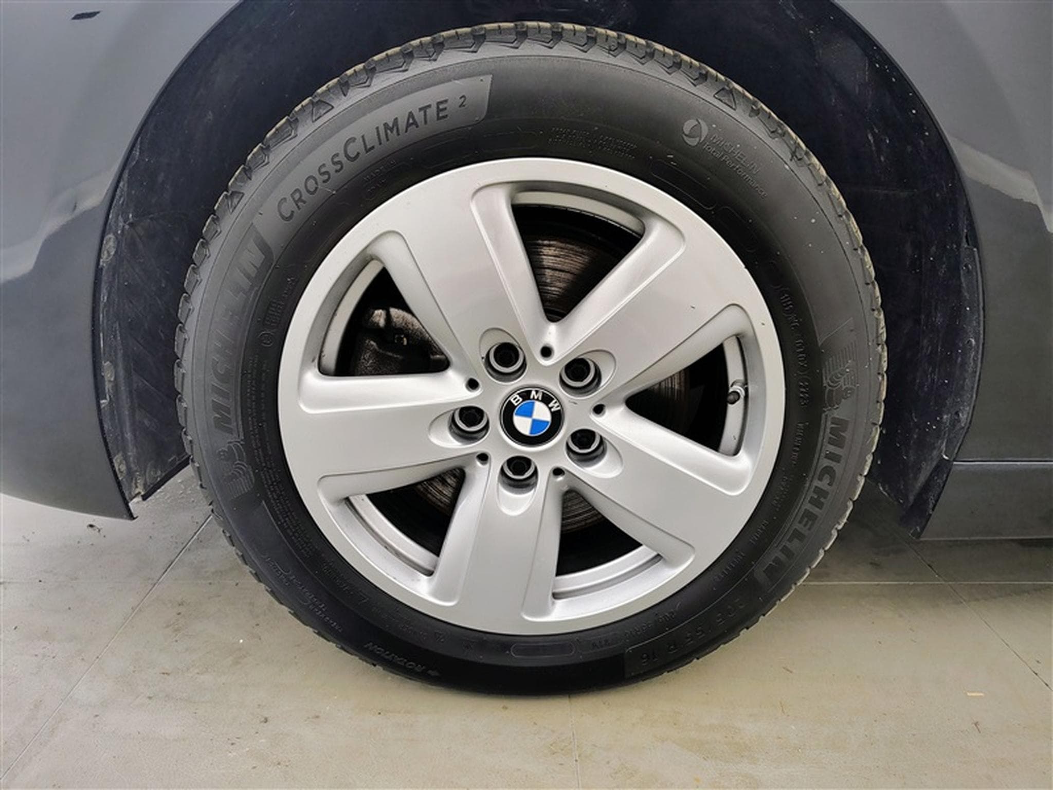 BMW 116 116d Business Line NAVI/FULL LED/JA16/PDC AV AR (2023) - Photo 6