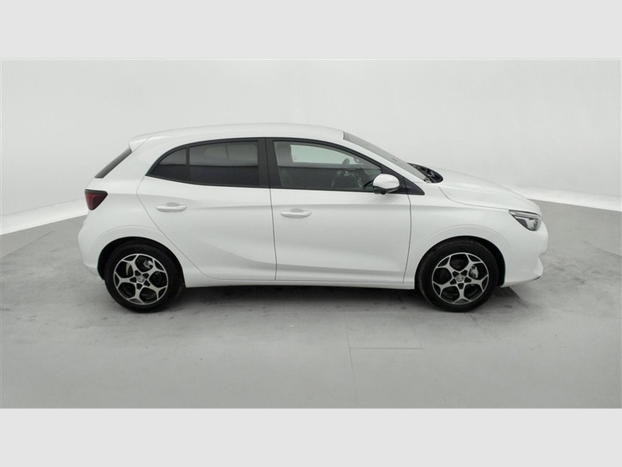 MG MG3 1.5 Hybrid+ Luxury NAVI / FULL LED / CAMERA 360° / JA 16" (2026) - Photo 24