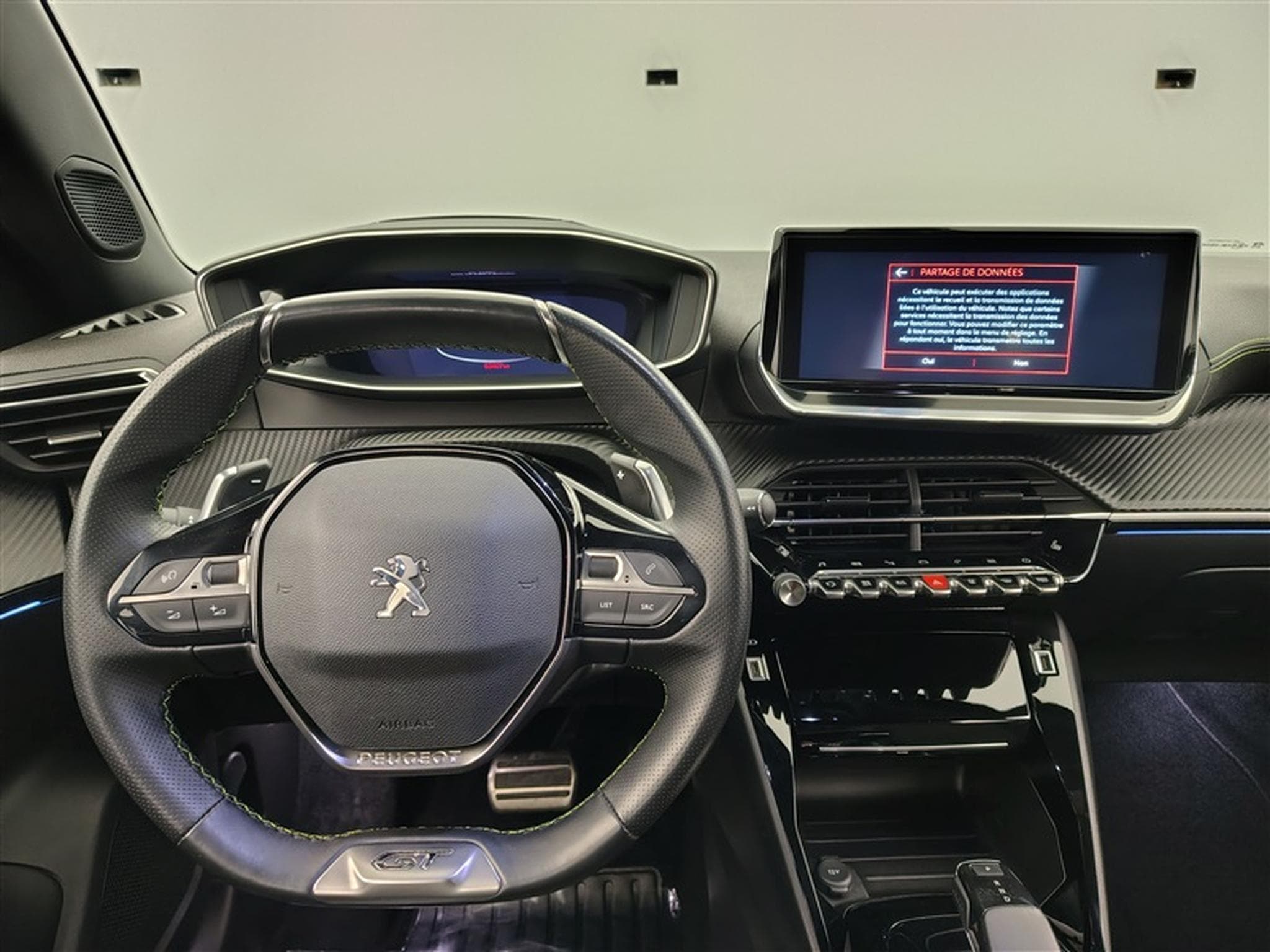 Peugeot 2008 1.2 PureTech GT Pack S&S (EU6.3) (2021) - Photo 9