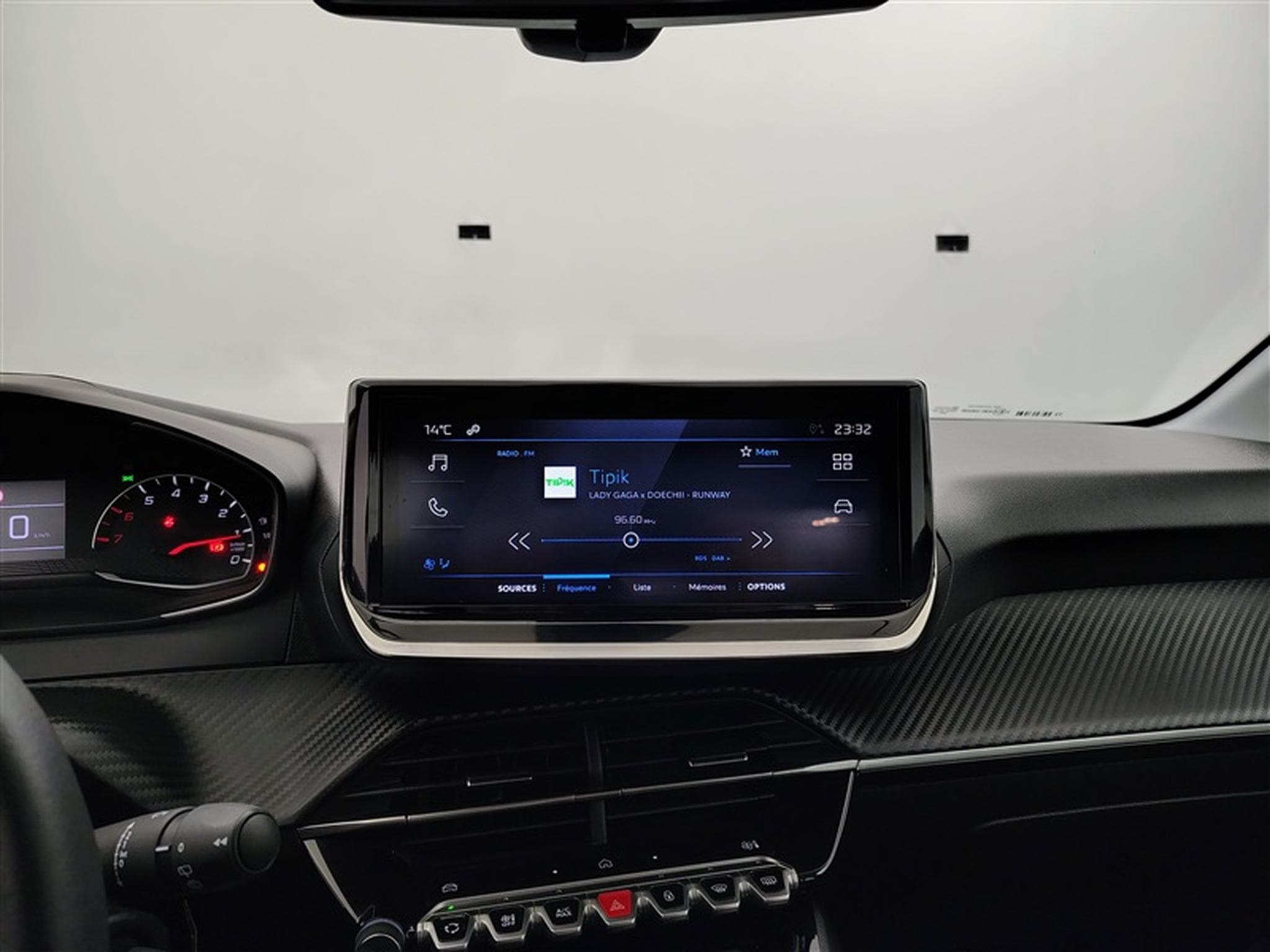 Peugeot 208 1.2 PureTech 101cv Active Pack CARPLAY / FULL LED / PDC AR (2025) - Photo 11