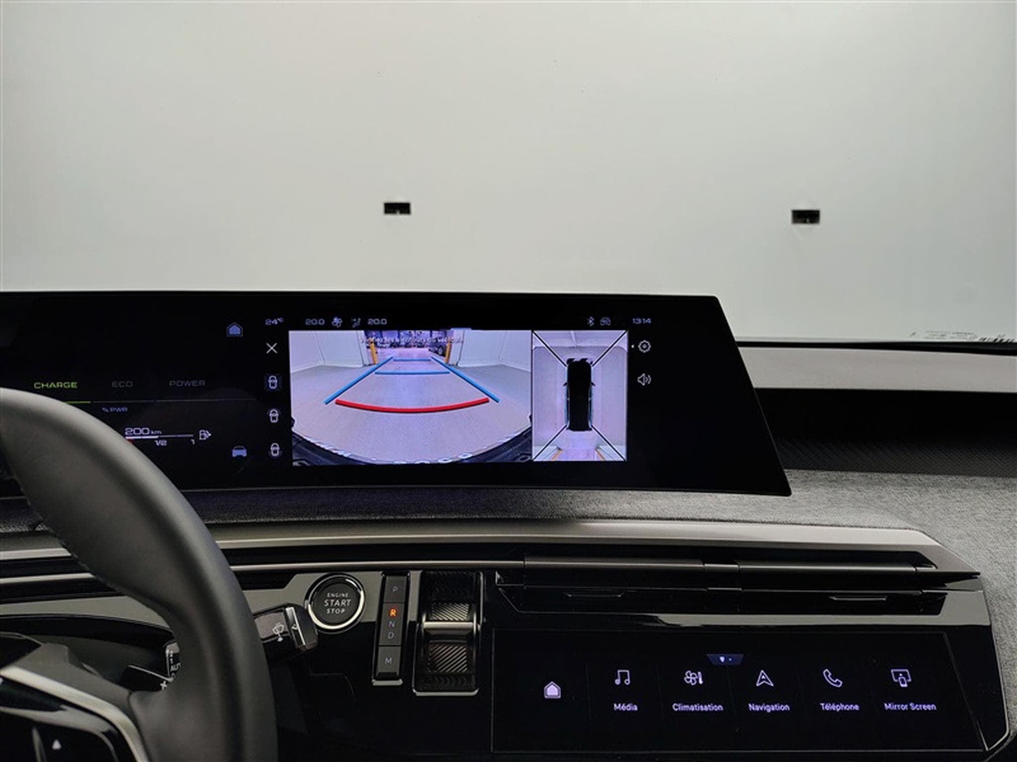 Peugeot 5008 1.2 HYBRID 145cv e-DSC6 Allure Pack 7pl. NAVI / CAMERA 360° (2025) - Photo 18