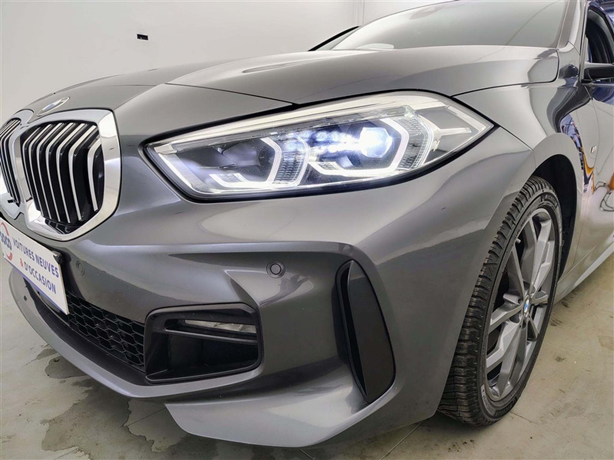 BMW 116 116d Pack M S-CUIR / NAVI / FULL LED / ALU (2021) - Photo 15
