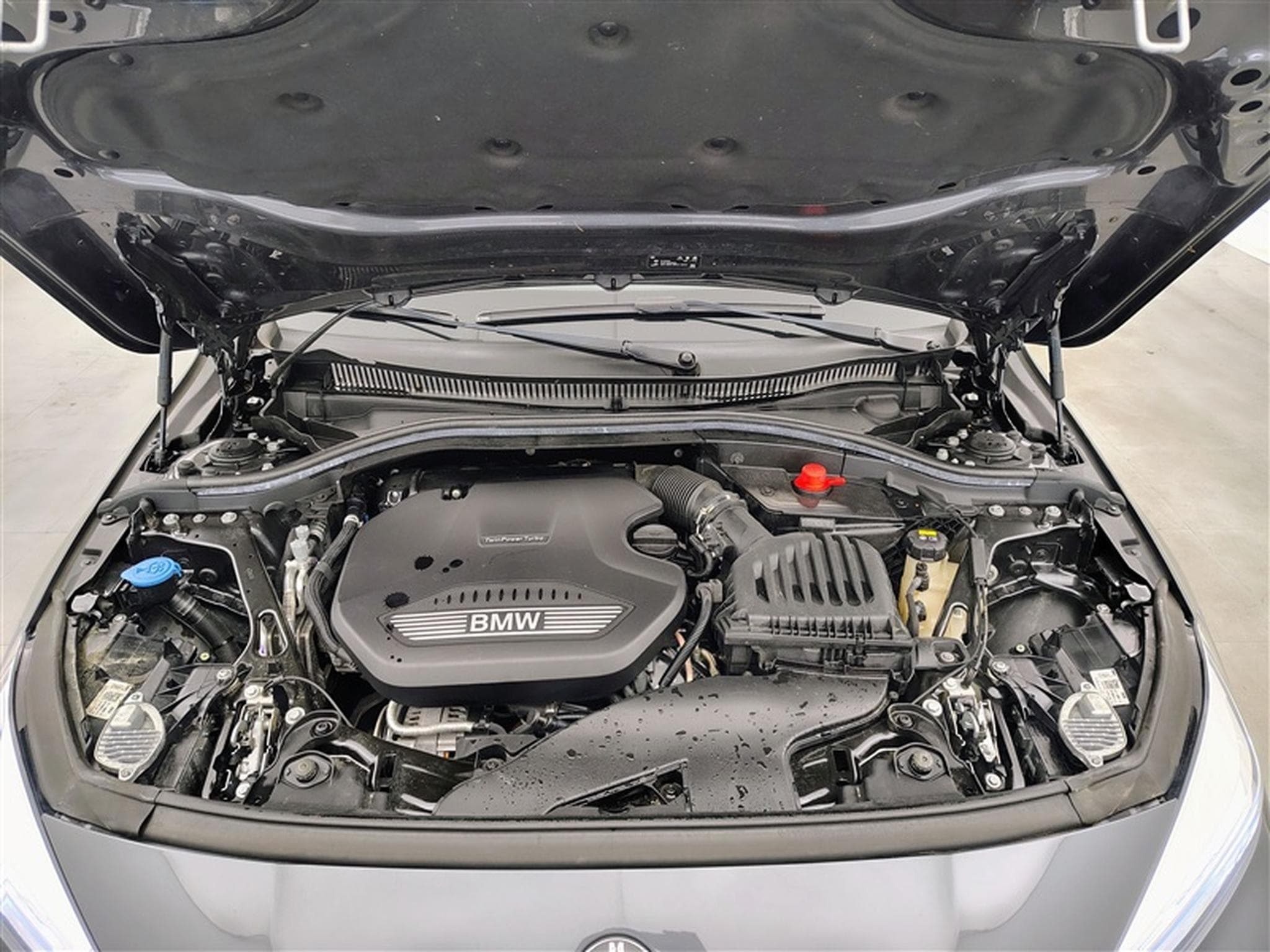 BMW 116 116d Pack M S-CUIR / NAVI / FULL LED / ALU (2021) - Photo 19