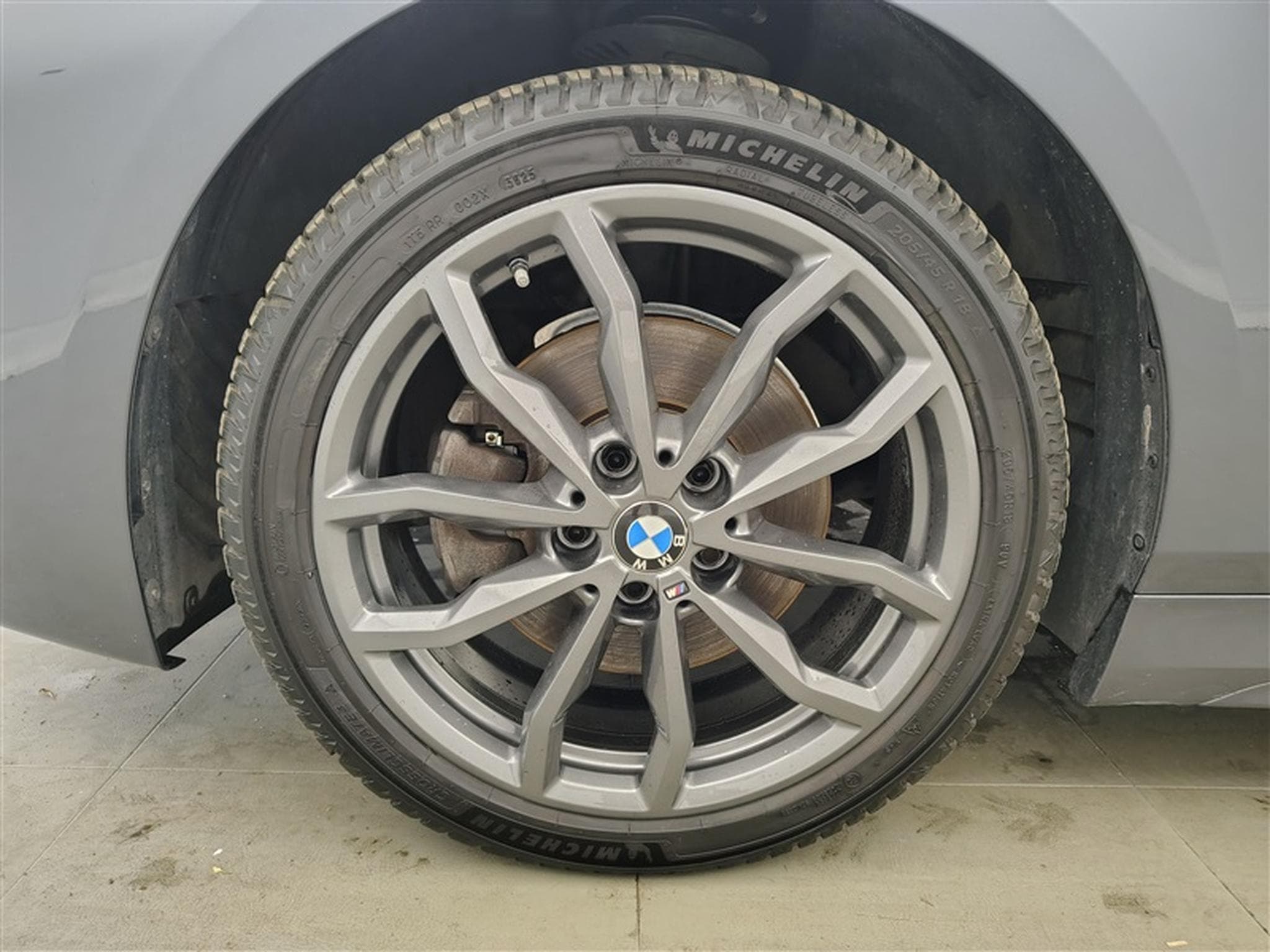 BMW 116 116d Pack M S-CUIR / NAVI / FULL LED / ALU (2021) - Photo 6