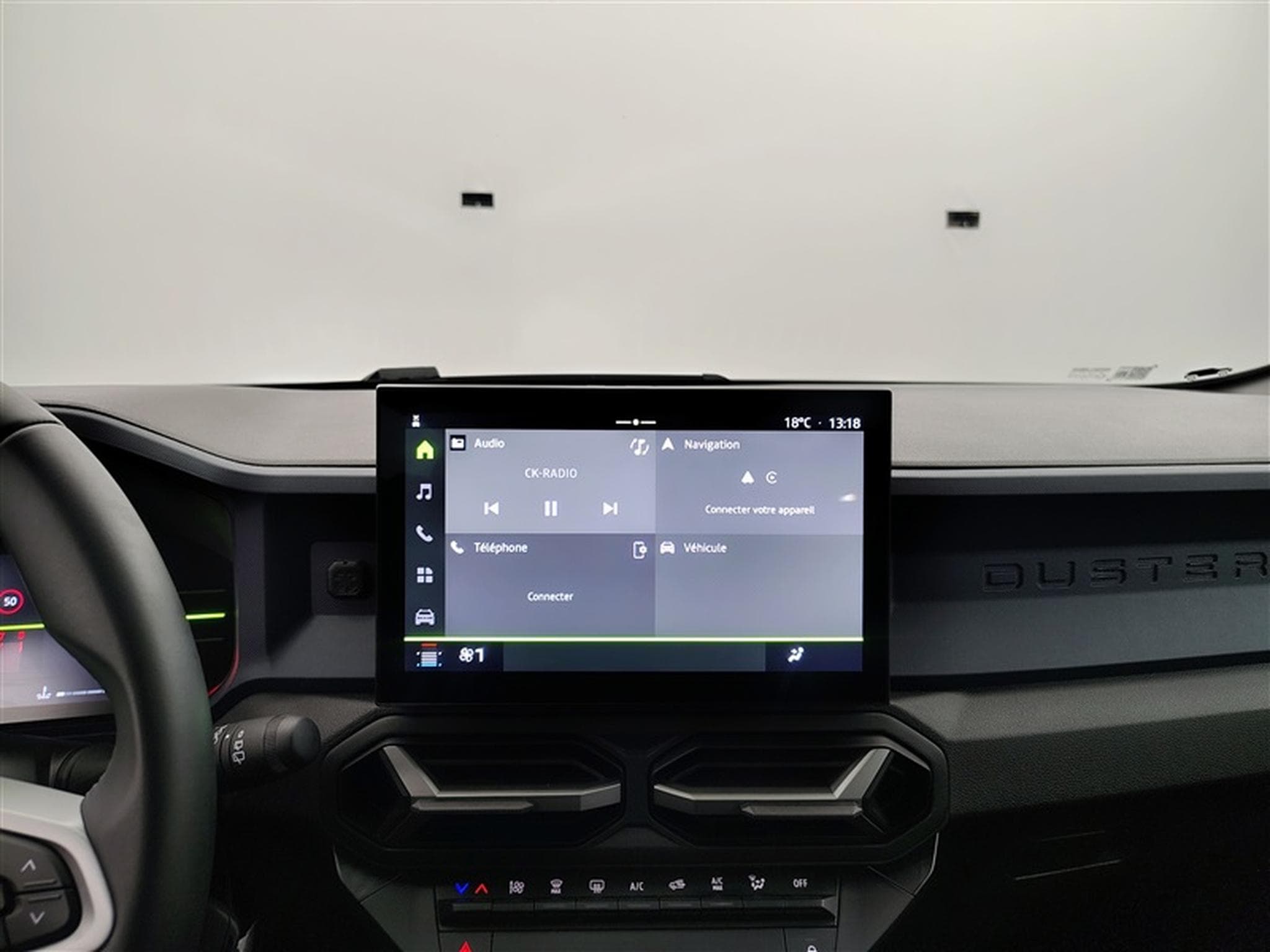 Dacia Duster 1.0 Eco-G100 Expression Navi / CarPlay / caméra (2025) - Photo 11