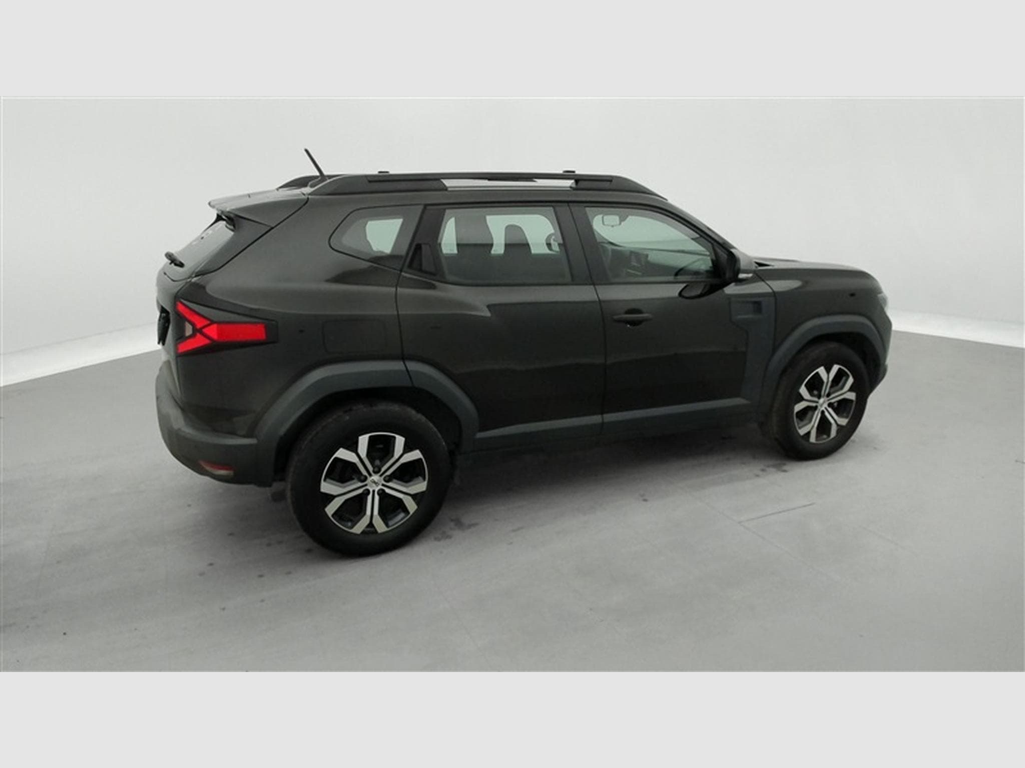 Dacia Duster 1.0 Eco-G100 Expression Navi / CarPlay / caméra (2025) - Photo 24