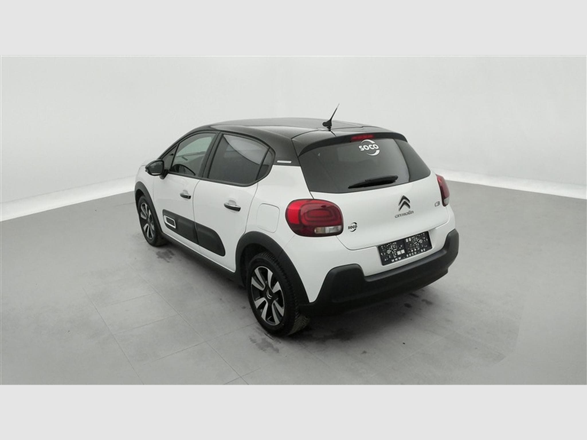 Citroen C3 1.2i PureTech Shine CARPLAY / FULL LED / JA 16" (2023) - Photo 2