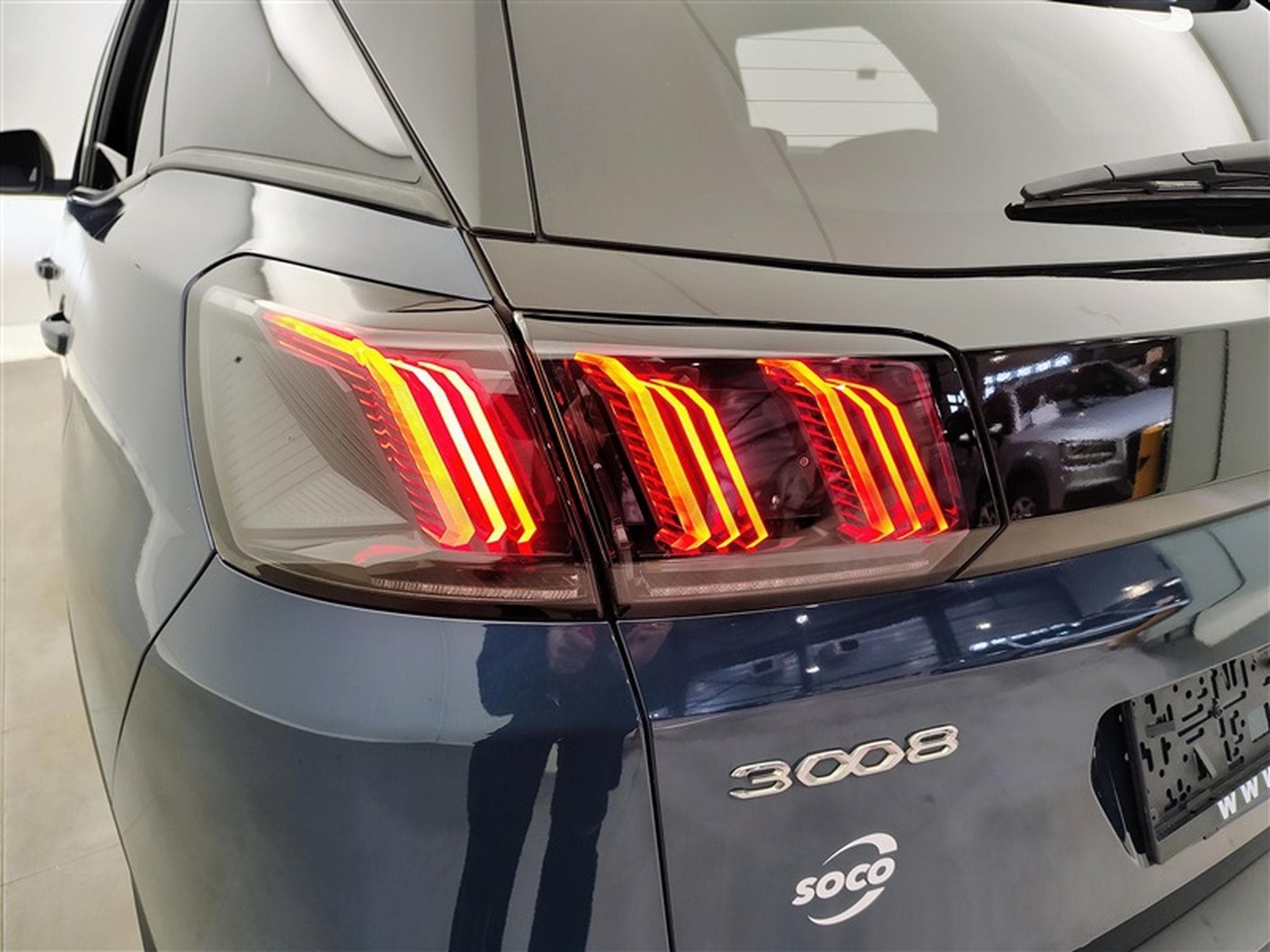 Peugeot 3008 1.2 PureTech Allure Pack S-CUIR / NAVI / CAMERA / CARPLAY (2023) - Photo 16