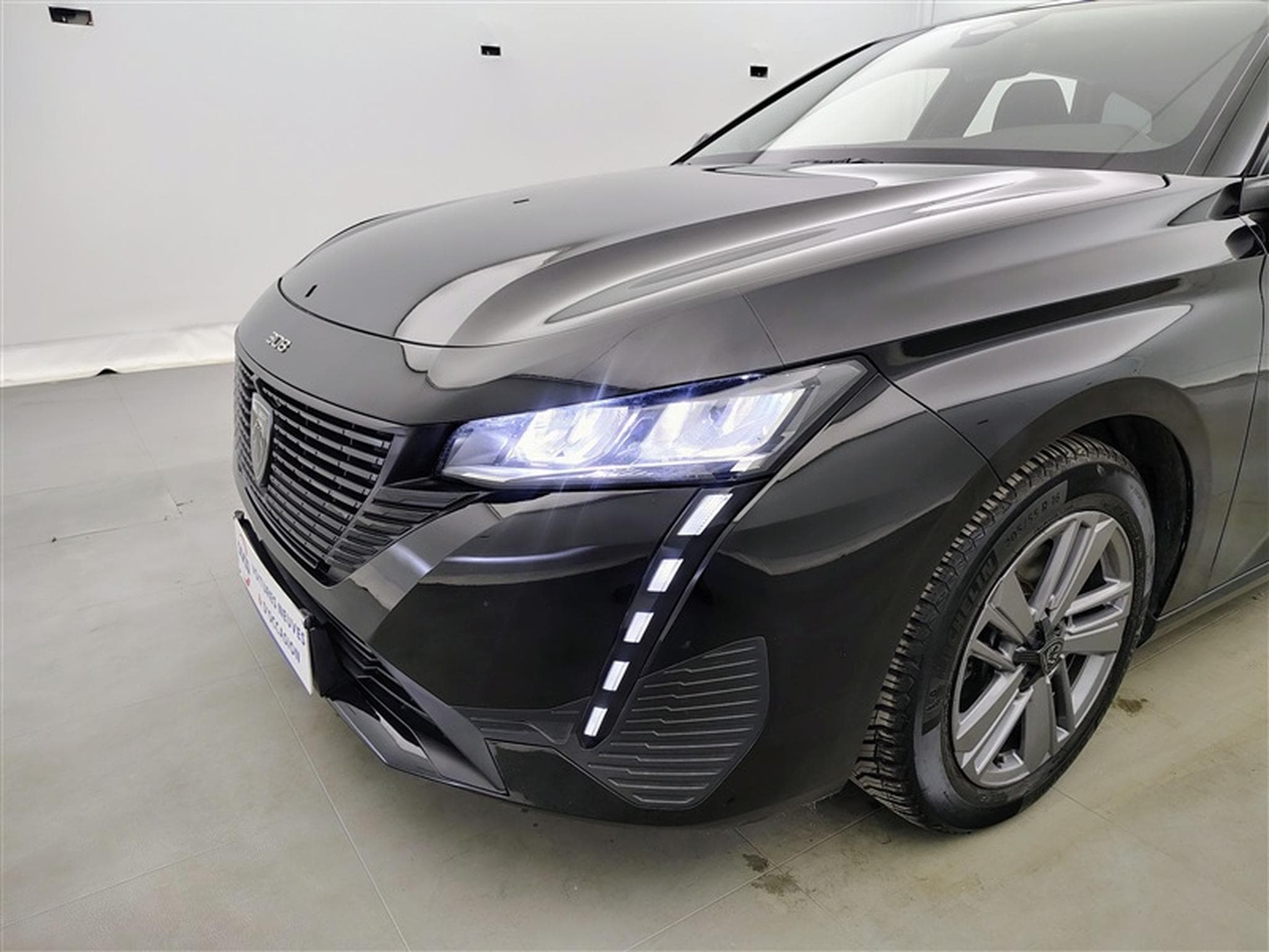 Peugeot 308 SW 1.2 PureTech 130cv EAT8 Active NAVI / FULL LED / PDC AR (2023) - Photo 15