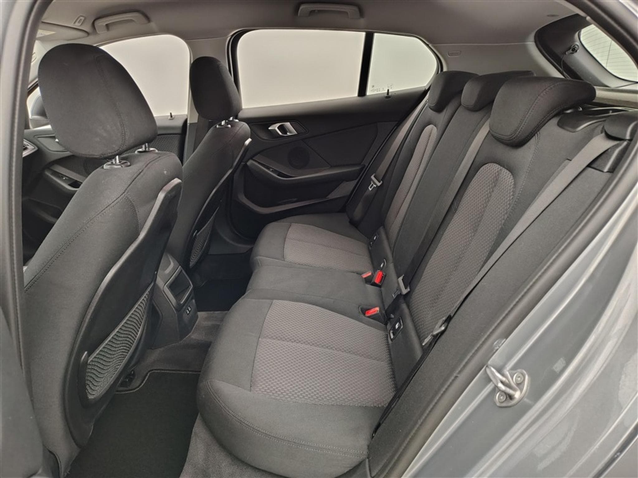 BMW 116 116i Business NAVI/FULL LED/JA16/PDC AV AR (2023) - Photo 13