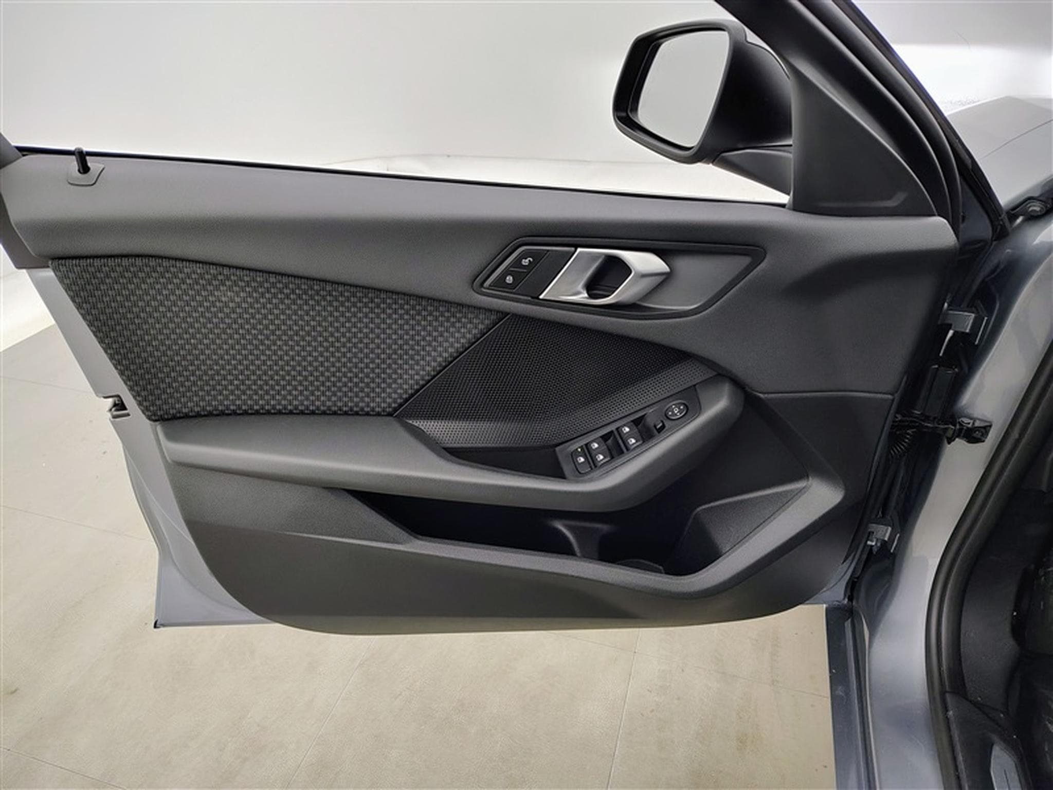 BMW 116 116i Business NAVI/FULL LED/JA16/PDC AV AR (2023) - Photo 17