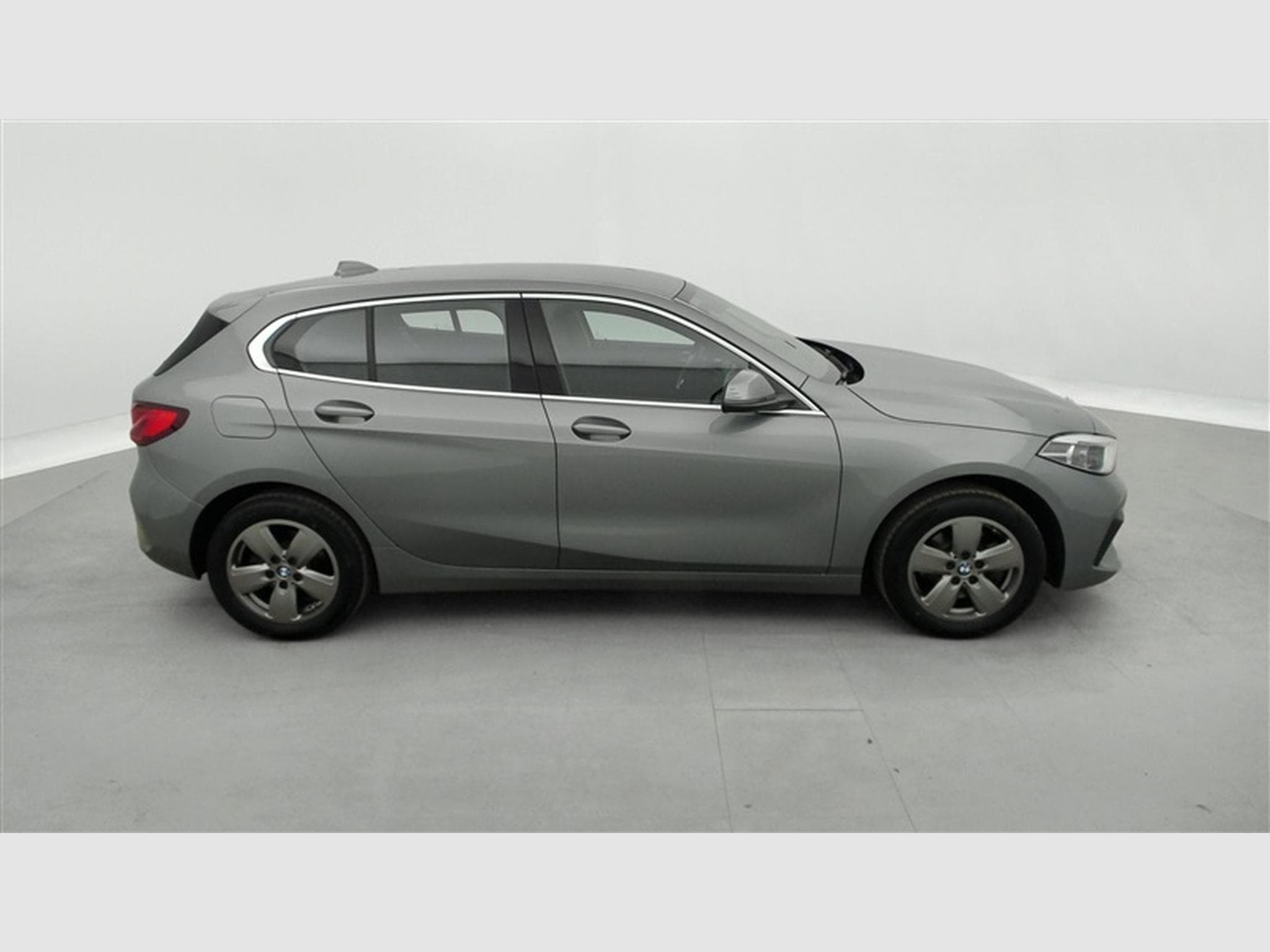 BMW 116 116i Business NAVI/FULL LED/JA16/PDC AV AR (2023) - Photo 24