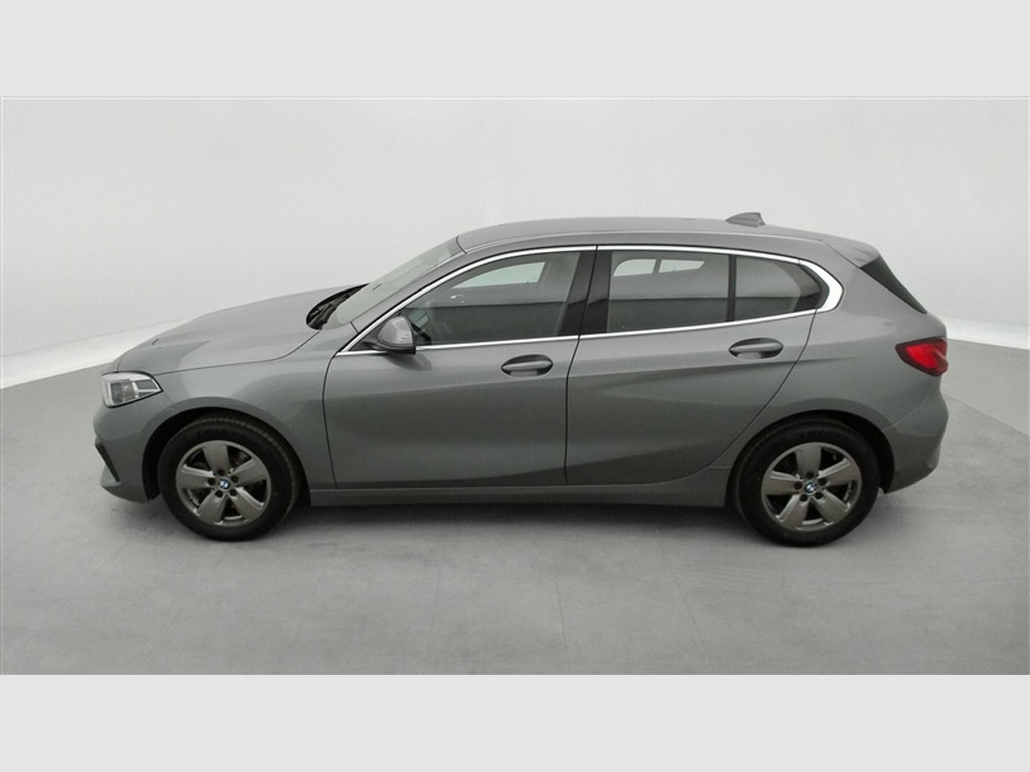 BMW 116 116i Business NAVI/FULL LED/JA16/PDC AV AR (2023) - Photo 3
