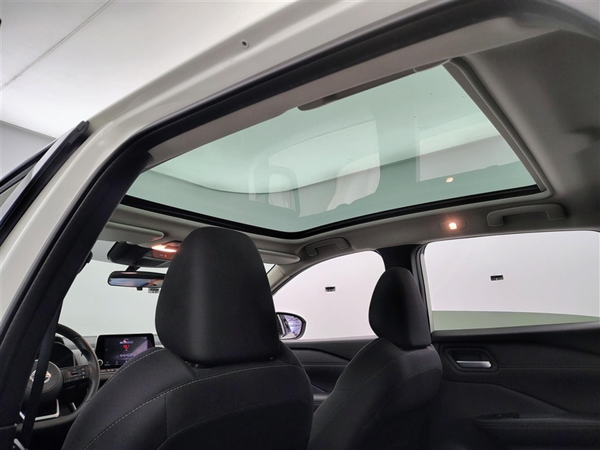 Nissan Qashqai 1.3 DIG-T MHEV N-Connecta (2022) - Photo 19