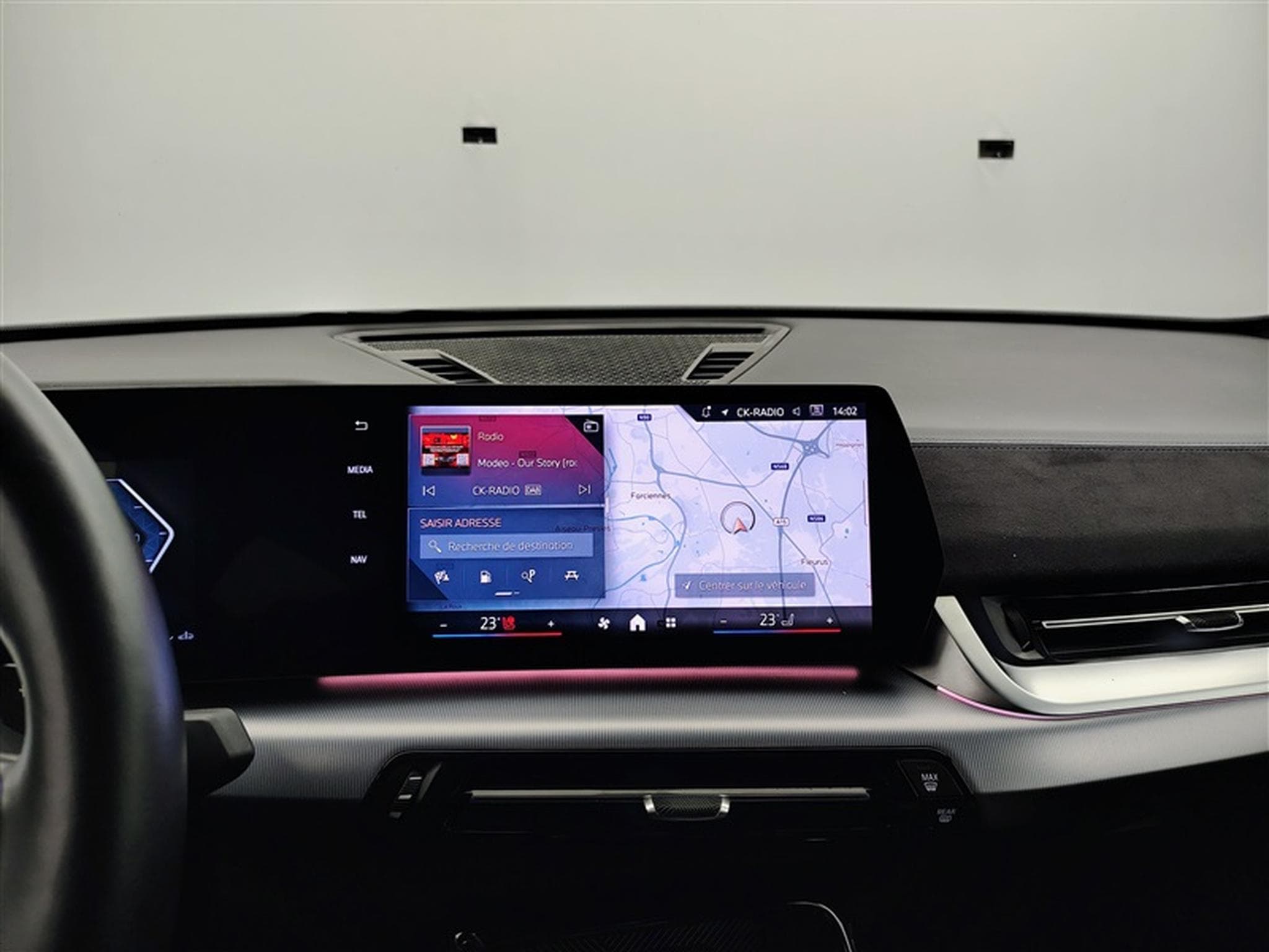 BMW X2 1.5iA sDrive20 PACK M NAVI / FULL LED / S-CUIR (2024) - Photo 11